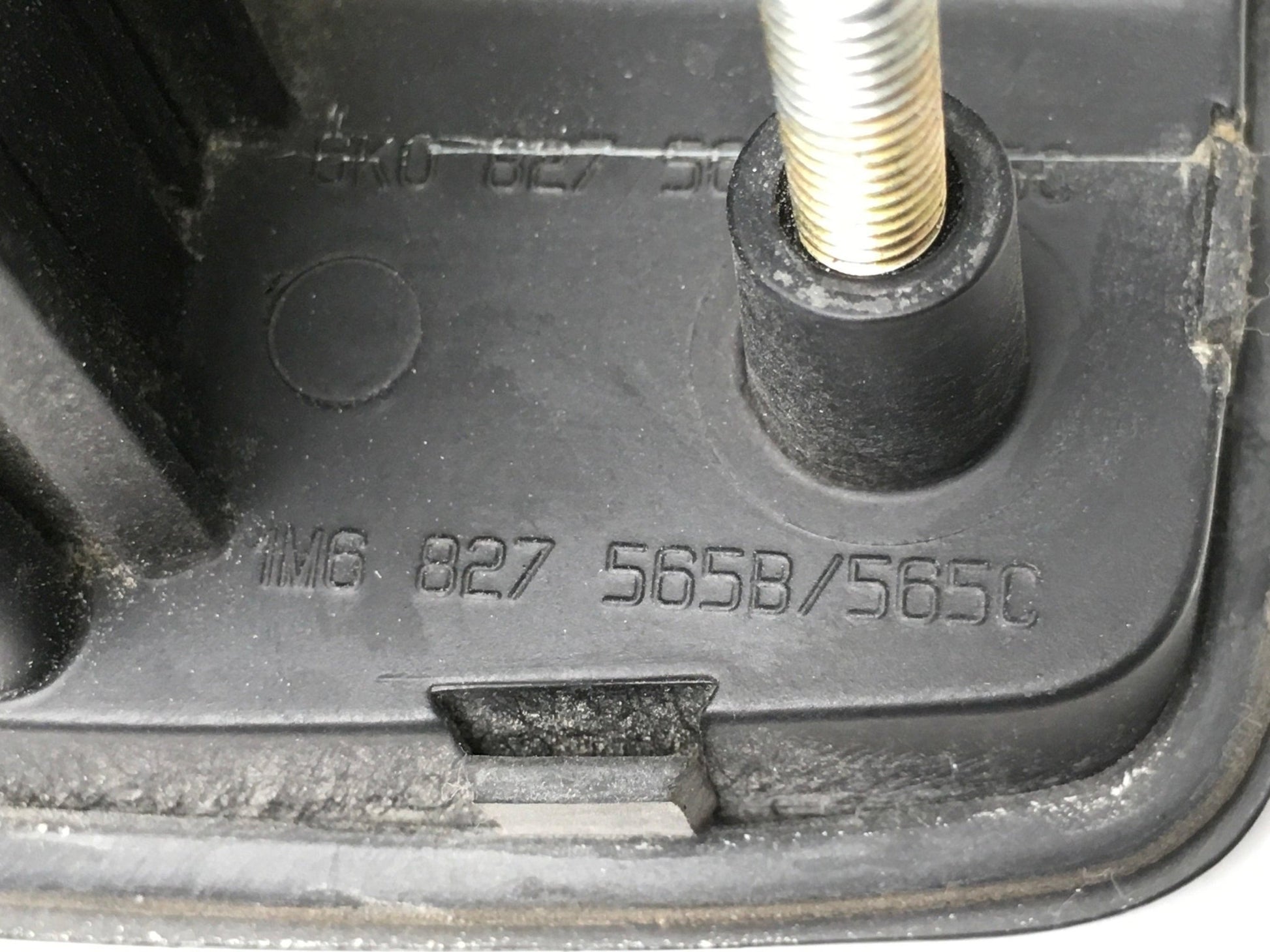 Maneta maletero Seat Ieon I - 1M6827565B