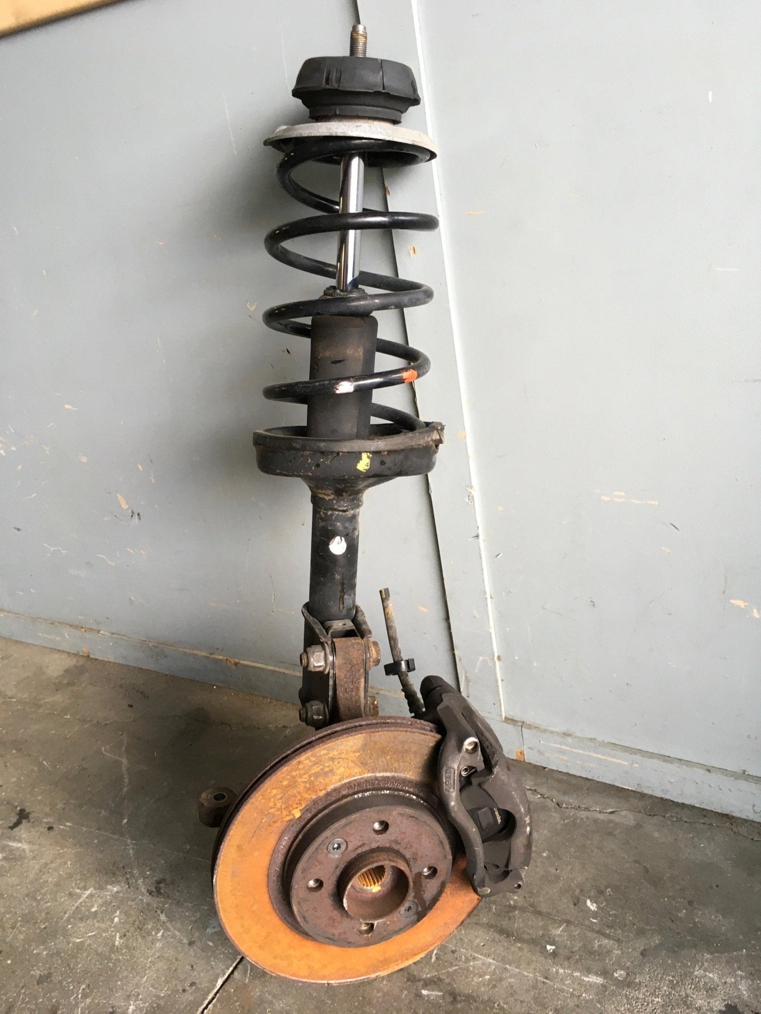 Mangueta del dcha para Renault Kangoo I 8200738915 - 8200738915