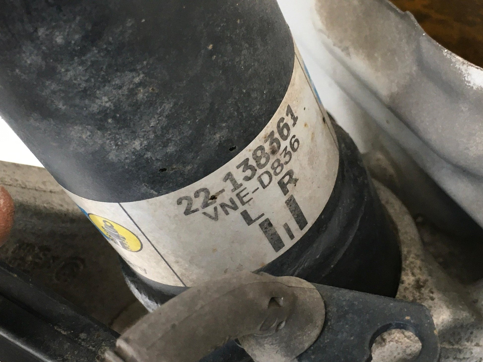 Mangueta del derecha BMW 5 E60/E61 - 31216760954