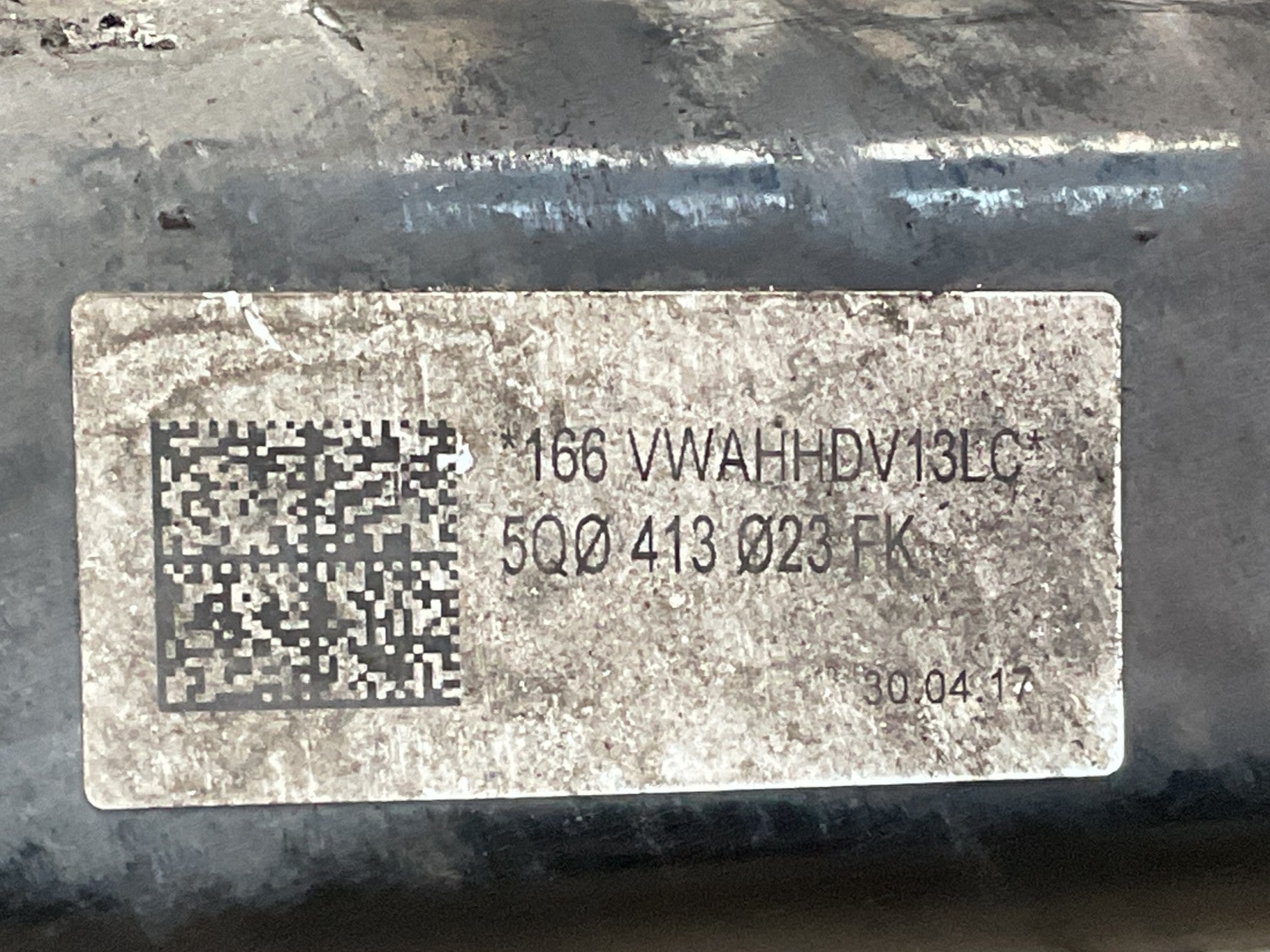 Mangueta del izq VW Golf 2012 - 2020 - 5Q0413023FK _