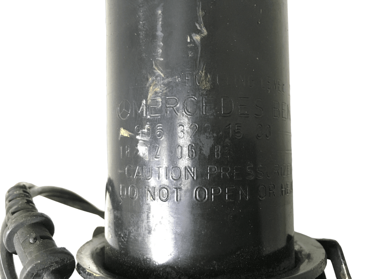 Mangueta del izq VW Mercedes W906 - A9063302420