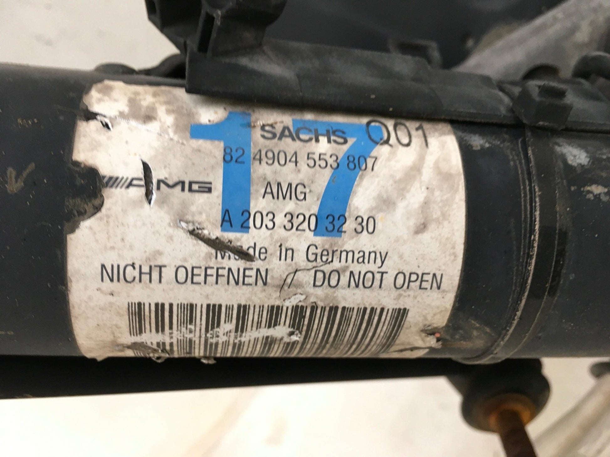 Mangueta Izquierda Mercedes W203 - A2093320001