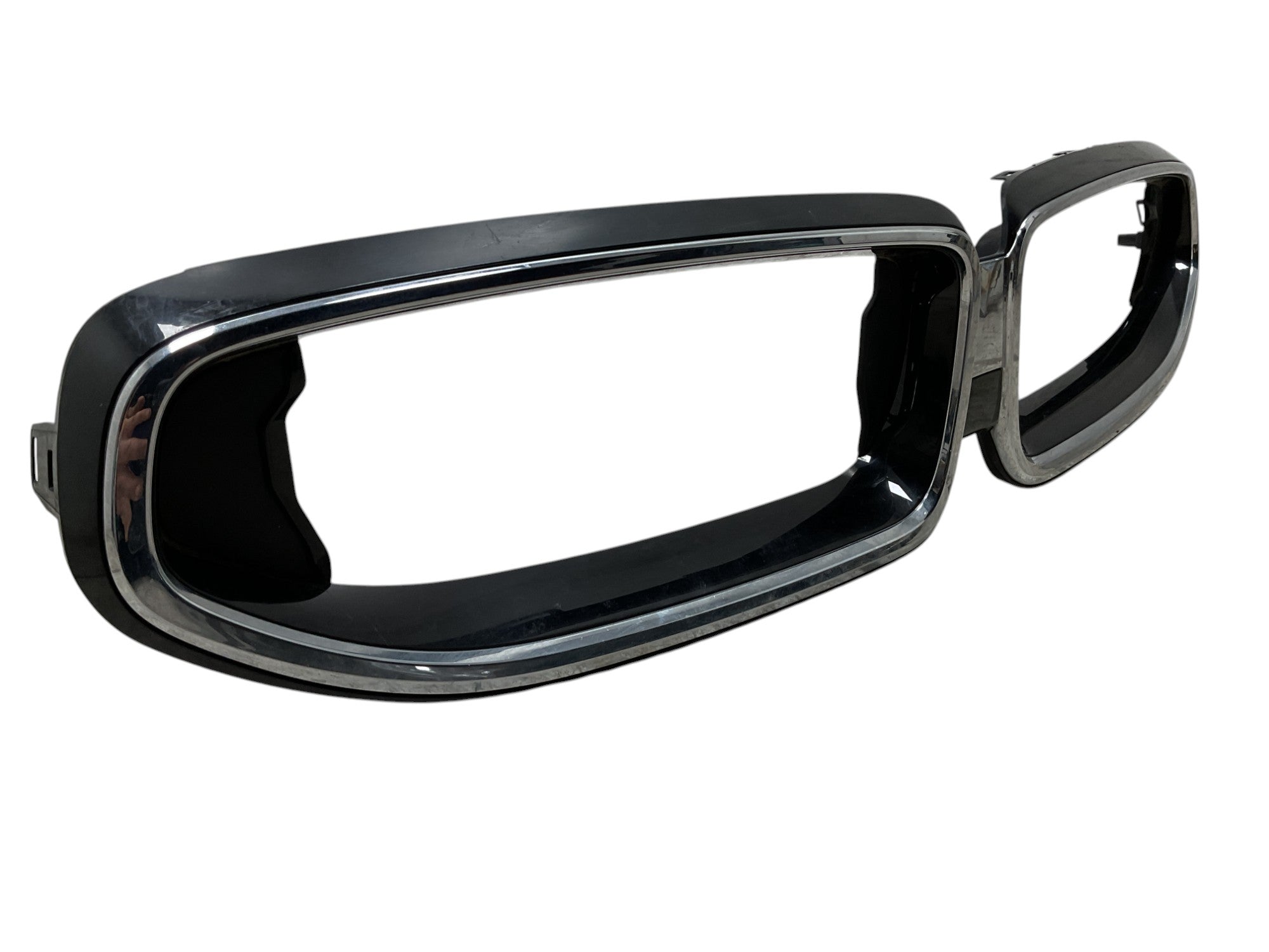 Marco Rejilla Radiador BMW 2 2022-2025 - 5113117396