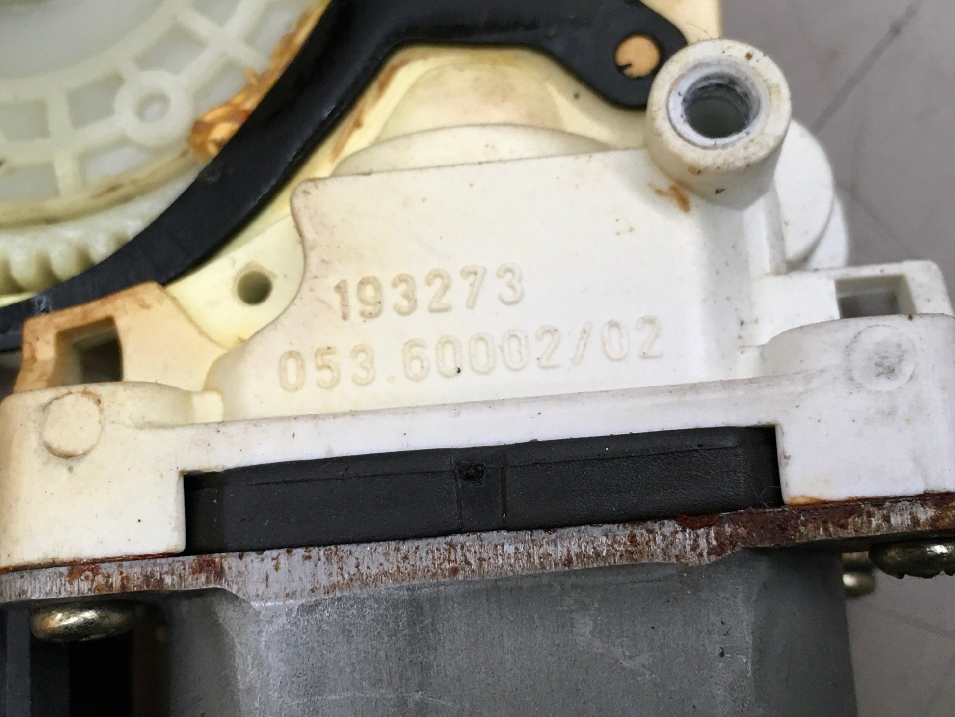 Mecanismo elevalunas del dcho BMW E38 - 51338125202