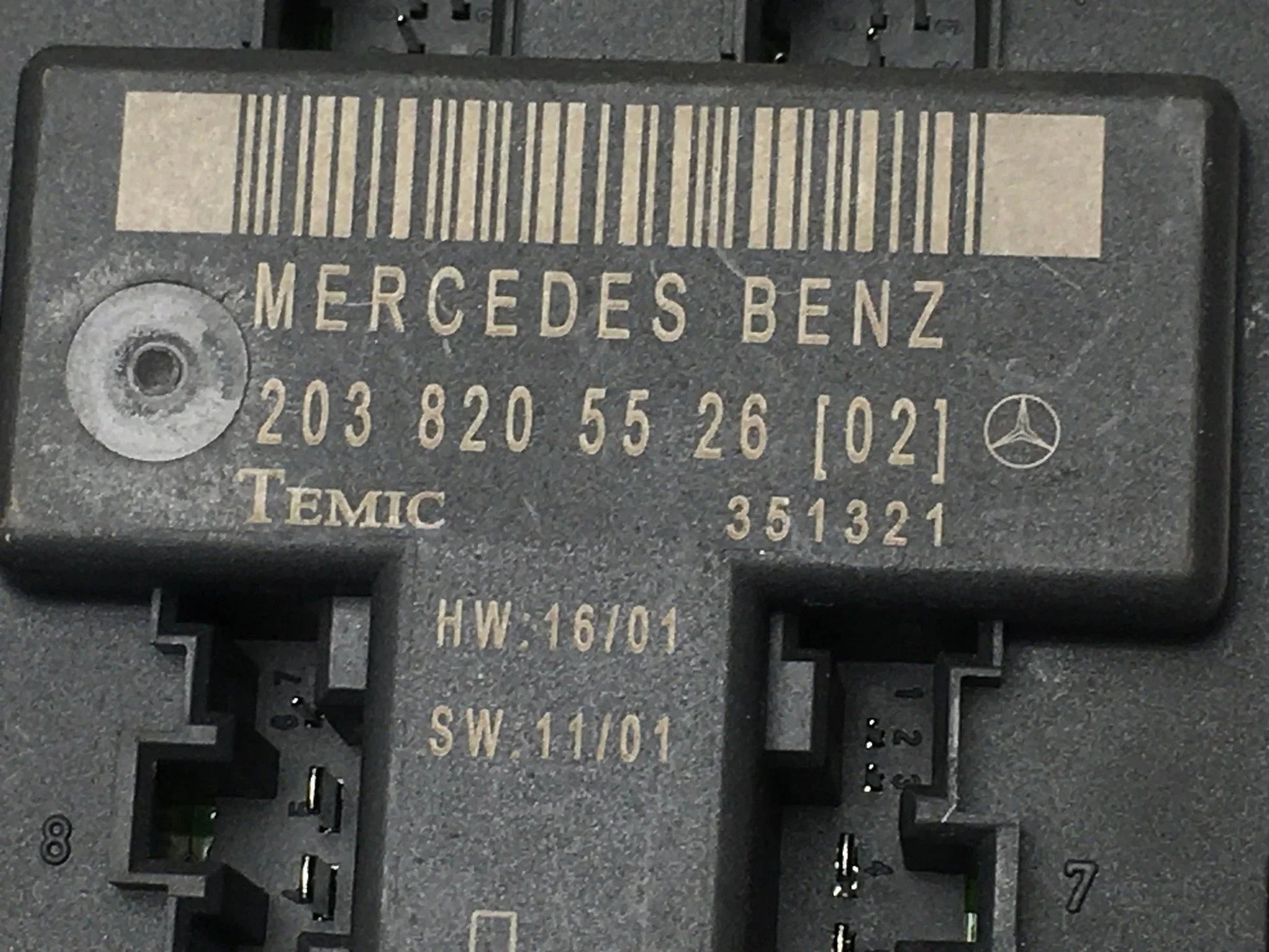 Modulo puerta Mercedes 2038205526