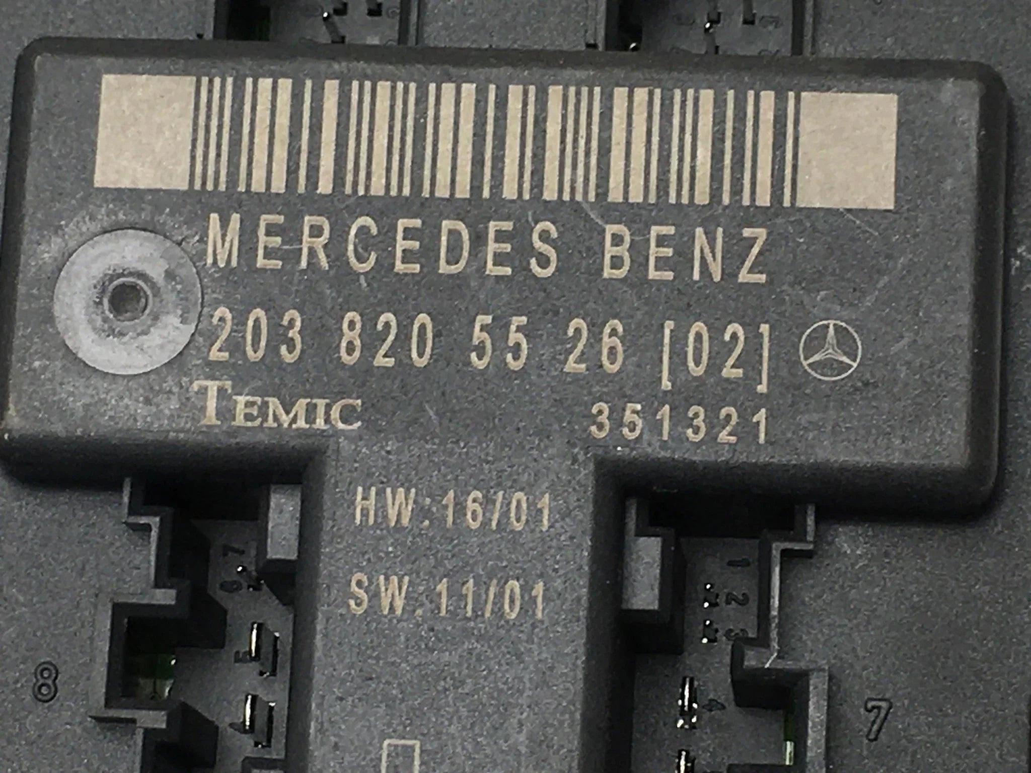 Modulo puerta Mercedes 2038205526