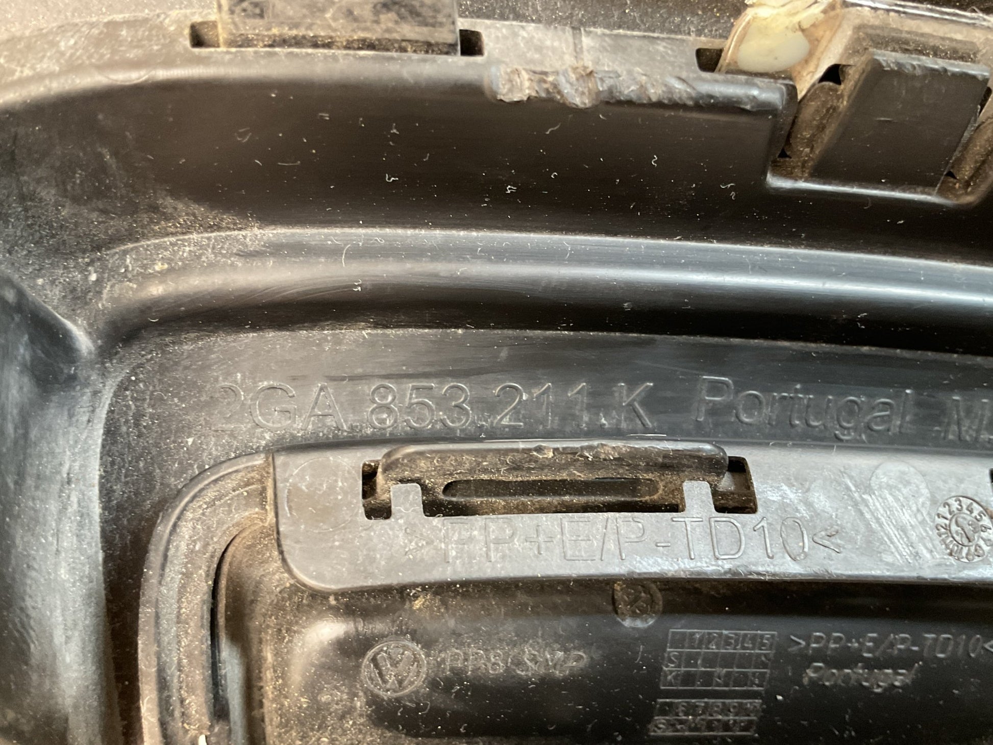 Moldra izq Paragolpes delantero VW T Roc 2021 2025 - 2GA853211K