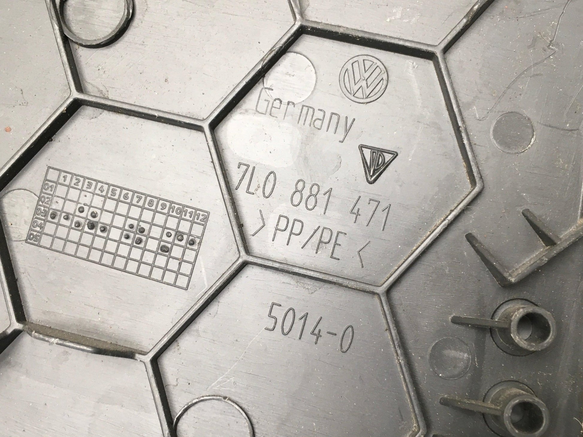 Moldura asiento izquierdo Porsceh Cayenne 955 957 - 7L0881471