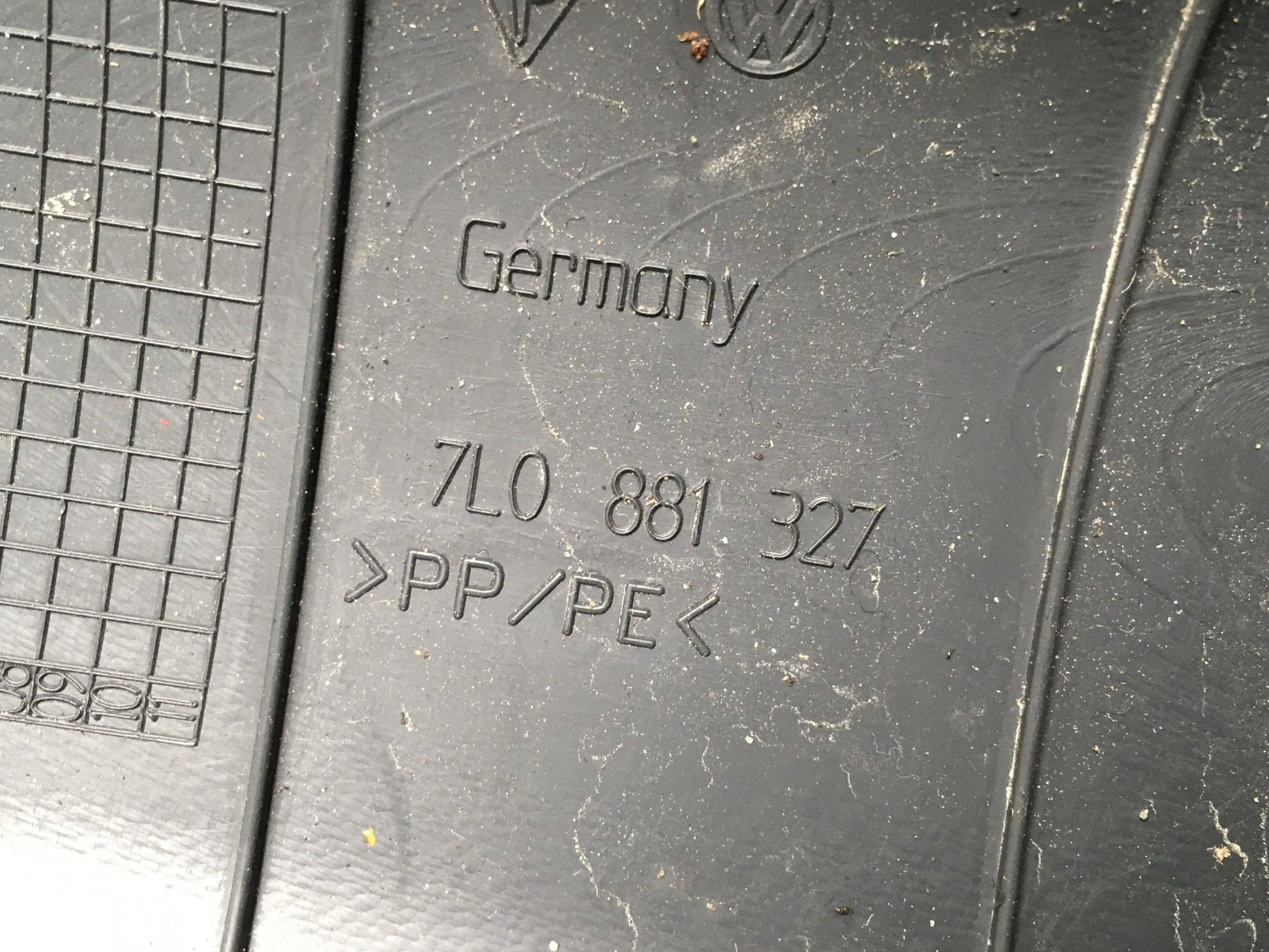 Moldura asiento Porsche Cayenne 9PA - 7L0881327