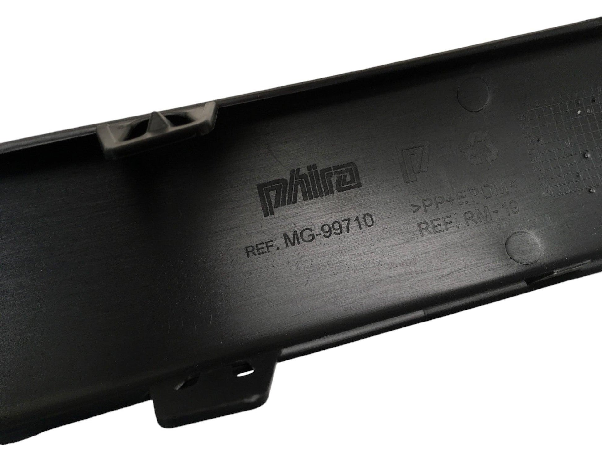 Moldura central paragolpes trasero Renault Megane I - 7700427572