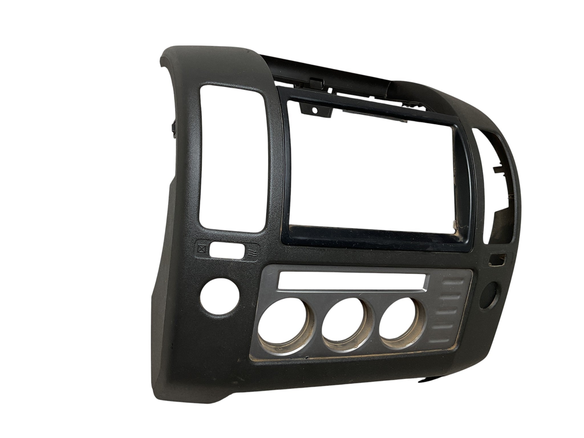 Moldura central tablero Nissan Navara 05-15 - 68260FB300