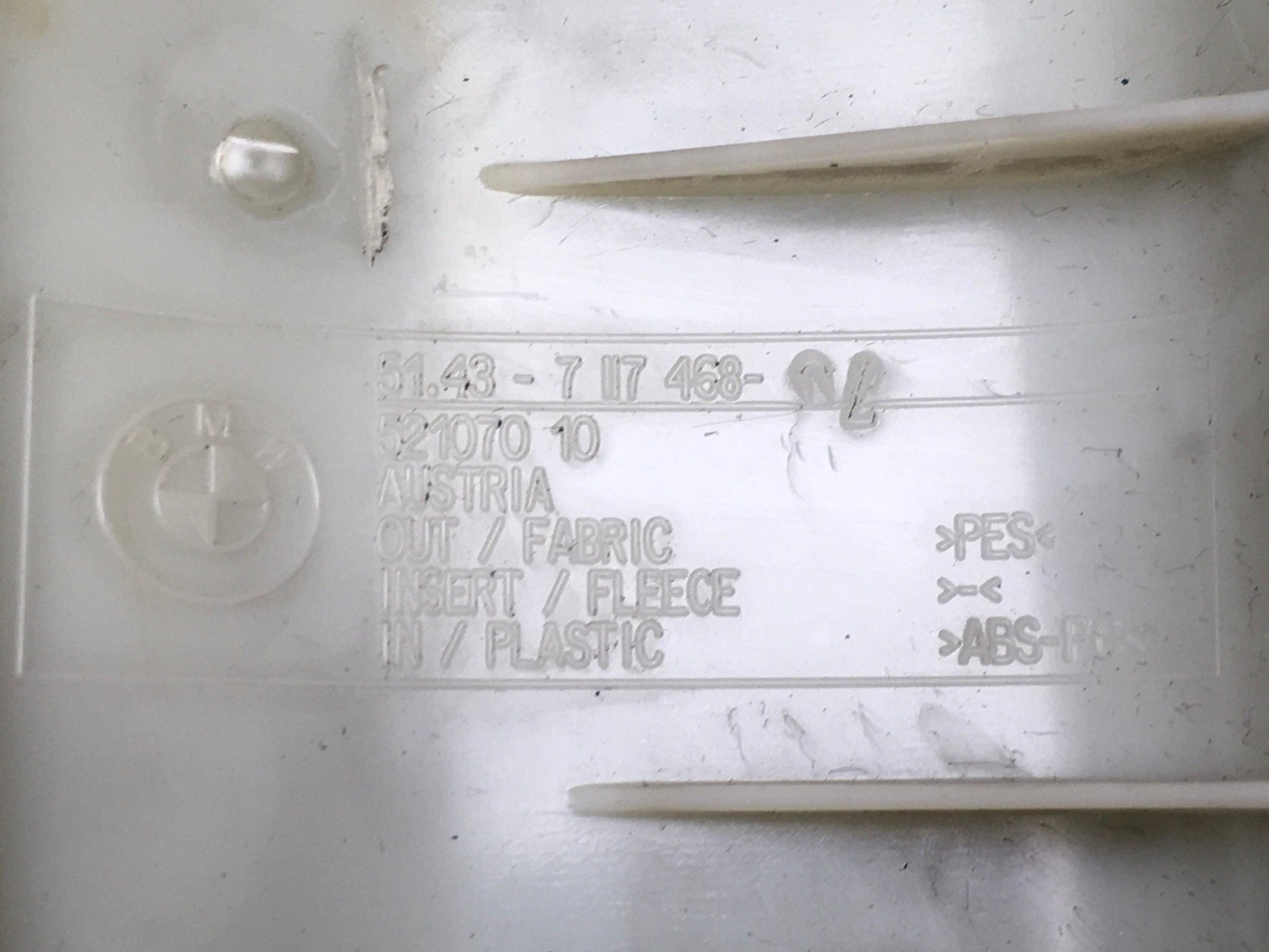 Moldura columna izquierda BMW E92 - 51437117468