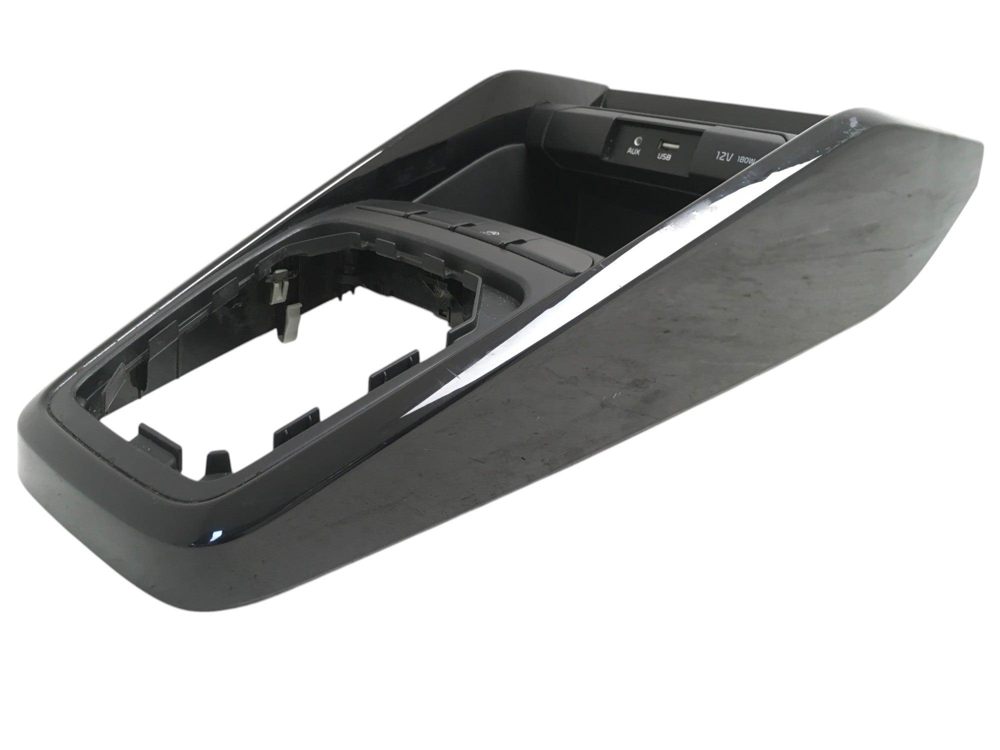 Moldura Consola Central Kia Rio Stonic YB - 84635H8000