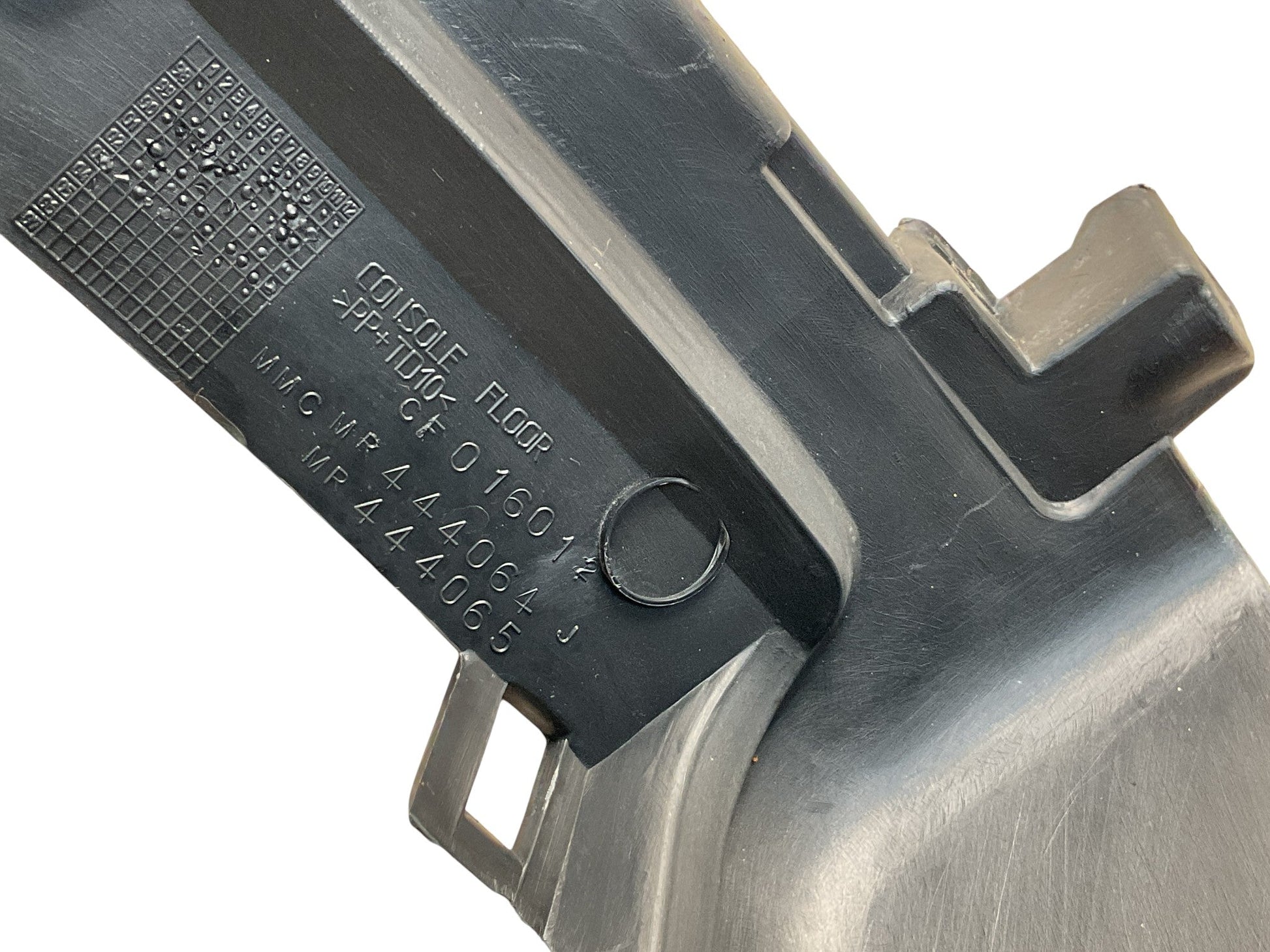 Moldura Consola Central Mitsubishi Pinin 98 - 07 - MR444064 _