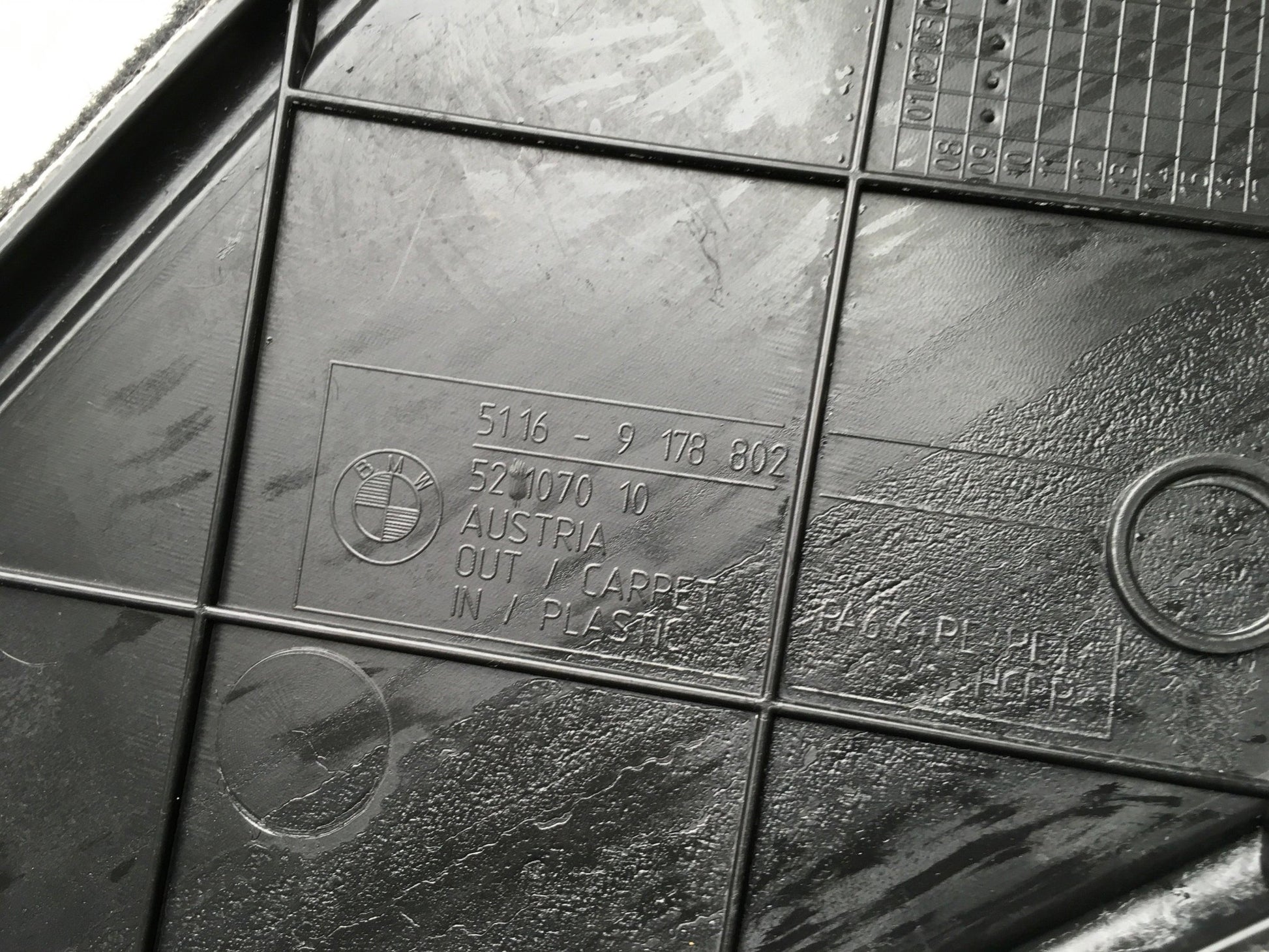 Moldura dcha consola central BMW F07 - 51169178802