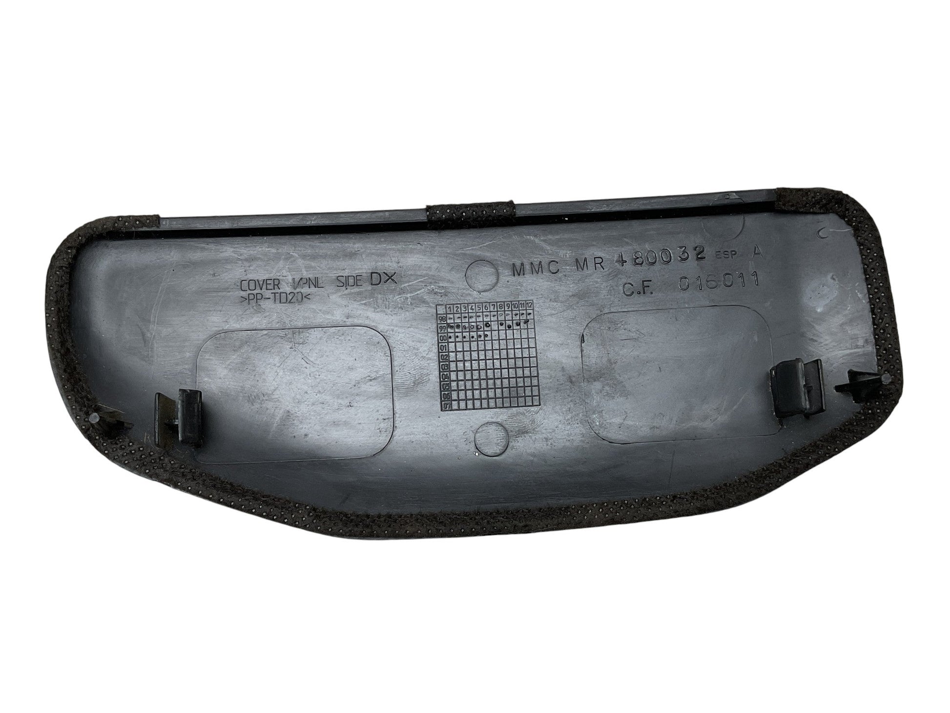 Moldura dcha Mitsubishi Pajero Pinin MR480032 - MR480032