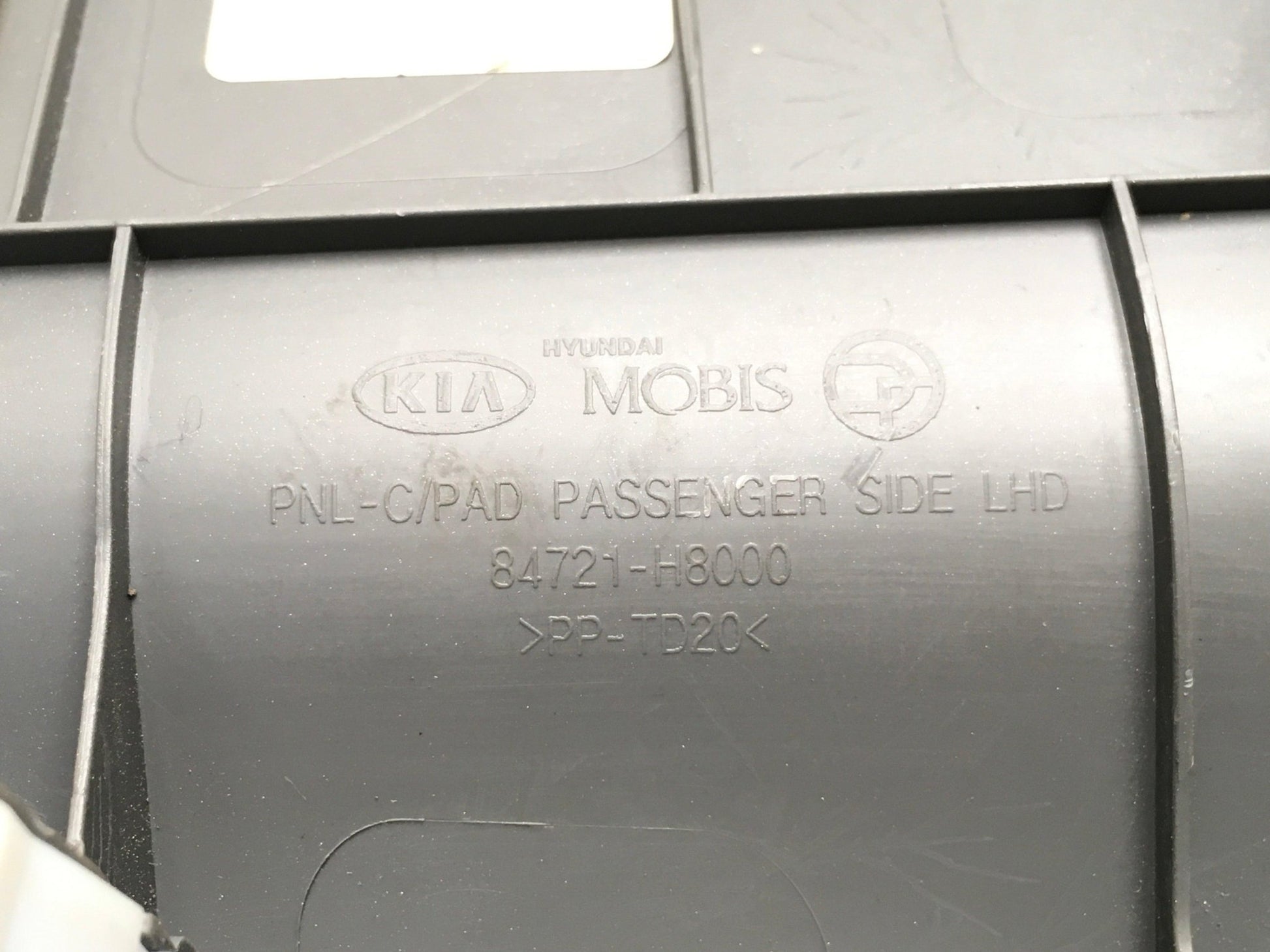 Moldura dcha Salpicadero Kia Rio IV - 84721H8000