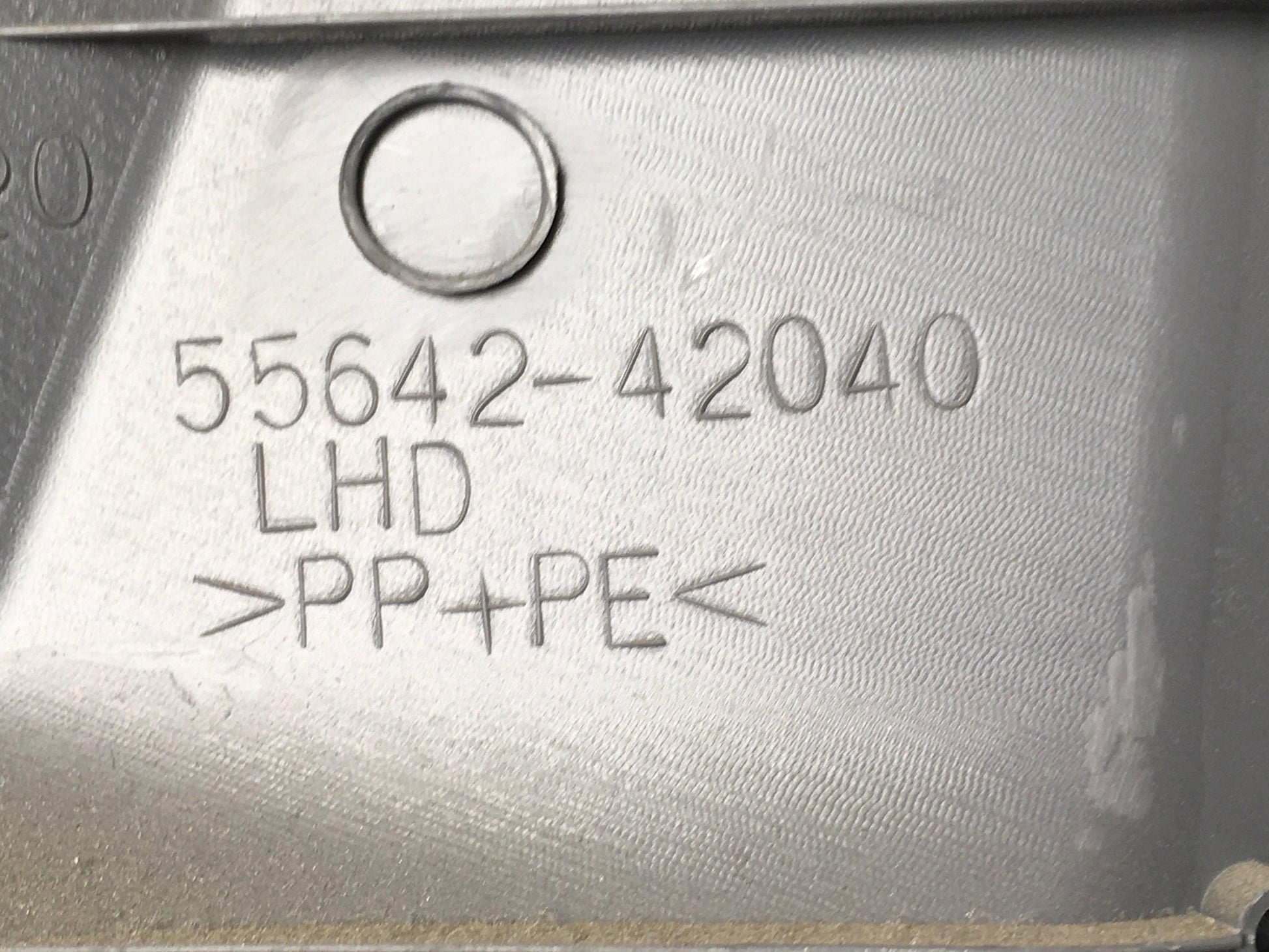 Moldura derecha consola Toyota Rav4 A2 - 5564242040