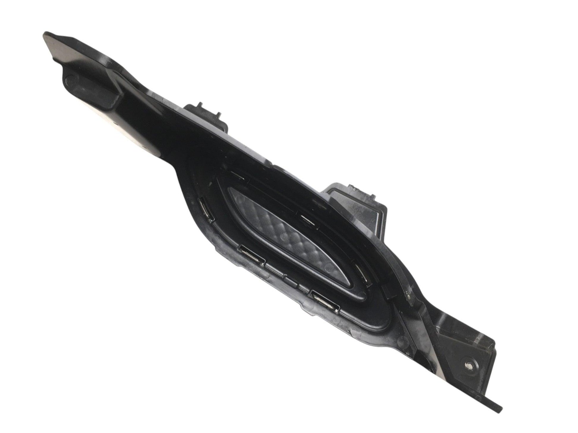 Moldura Escape tra izq Mercedes W205 - A2058850356