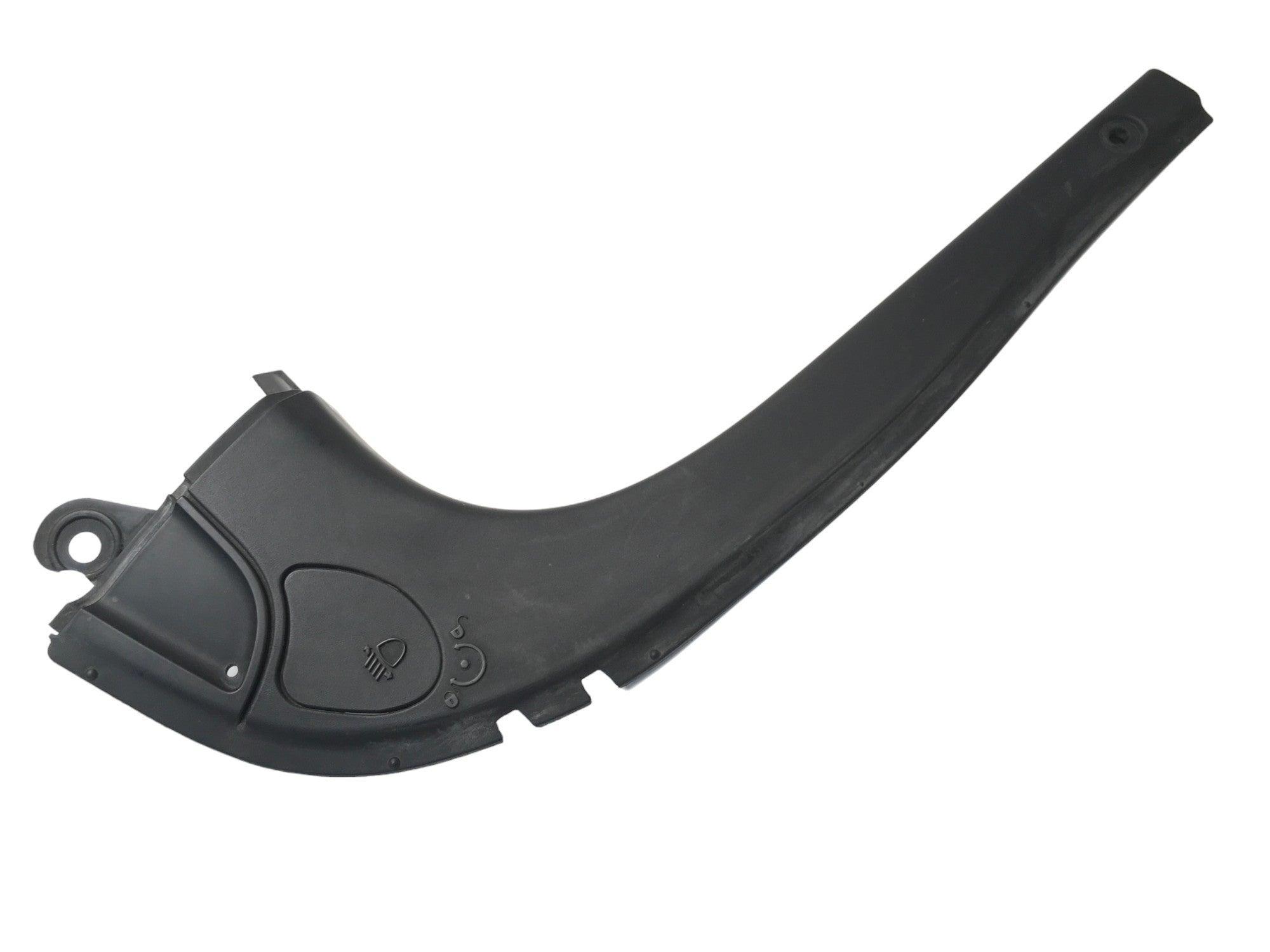 Moldura faro derecho Porshce Cayenne 955 - 7L5805286E