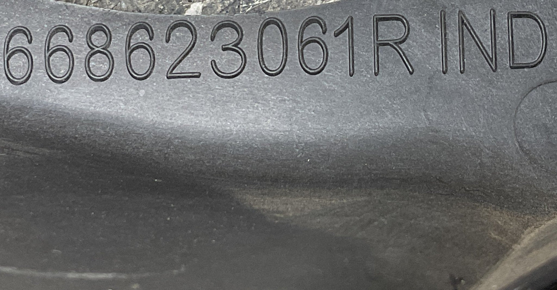 Moldura izq Capot Renault Espace 15 - 23 - 668623061R