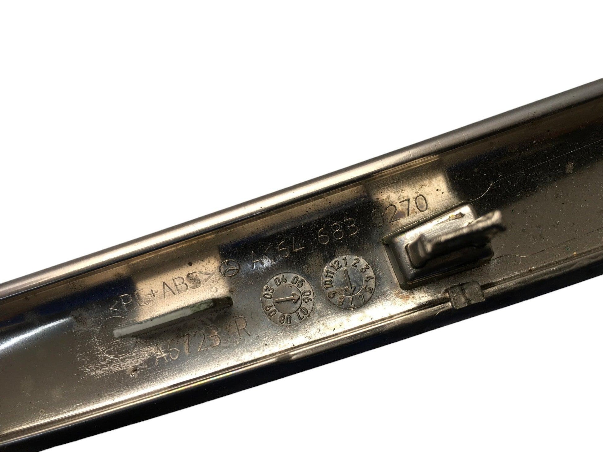 Moldura izq consola Mercedes M W164 - A1646830270