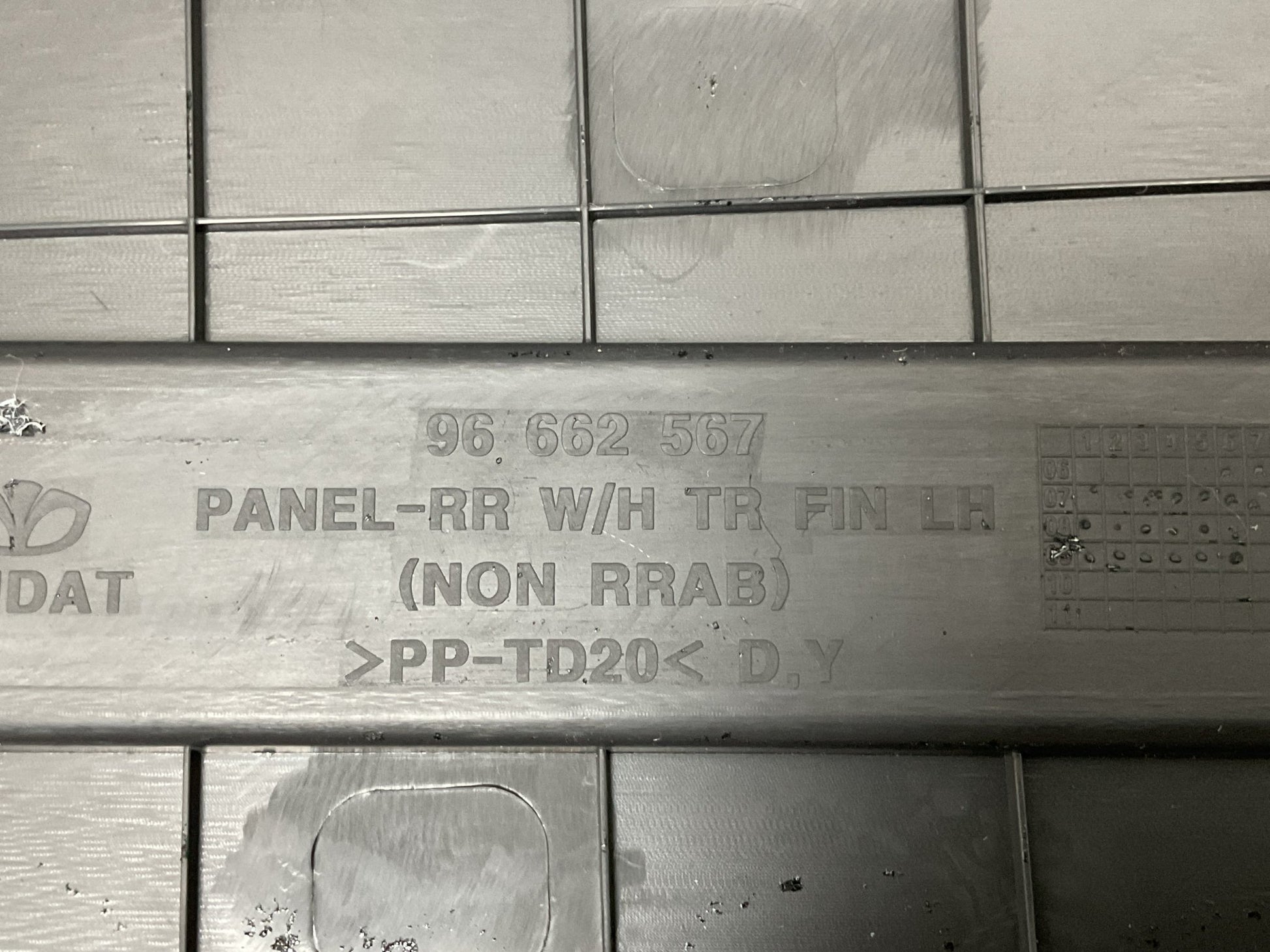 Moldura izq Maletero Opel Antara 2006 - 2014 - 96662567