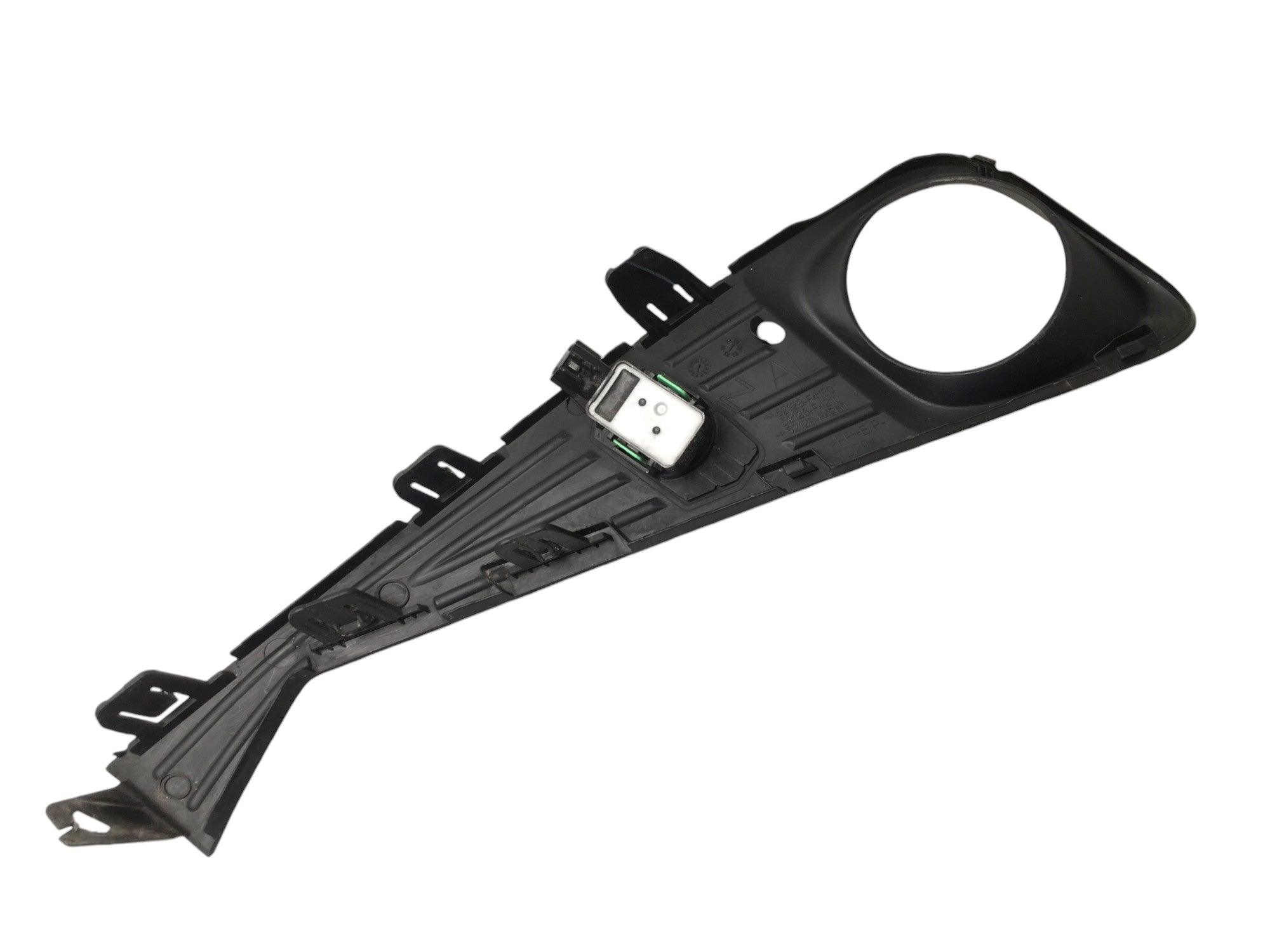 Moldura izq Paragolpes delantero Toyota C - HR - 52128F4180