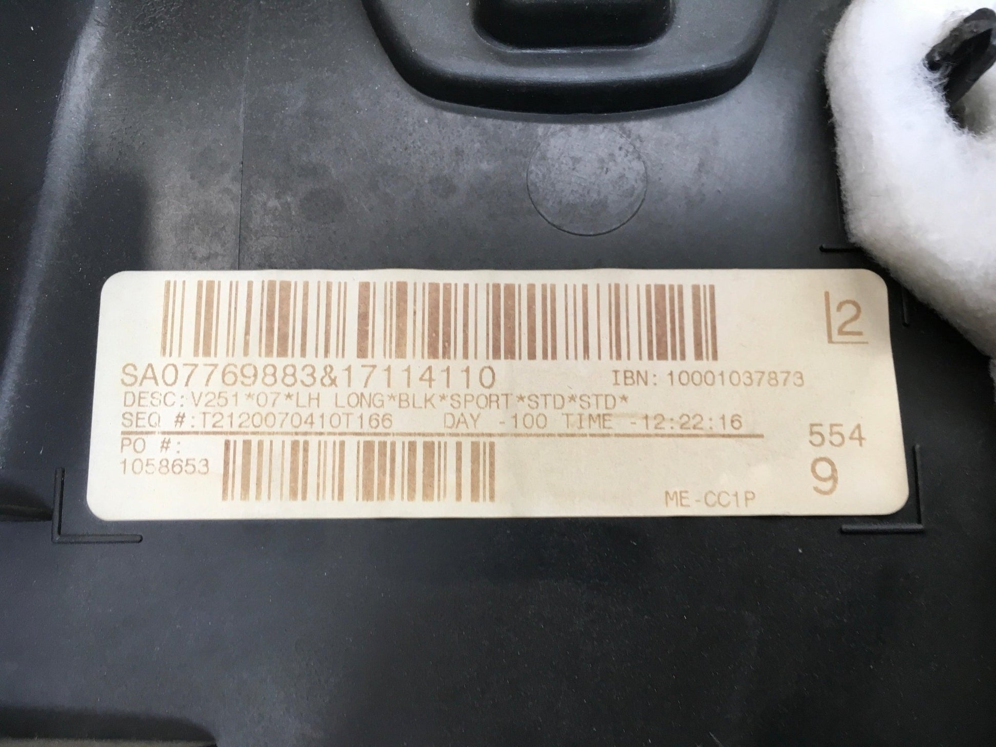 Moldura izquierda Maletero Mercedes W251 - A2516908425