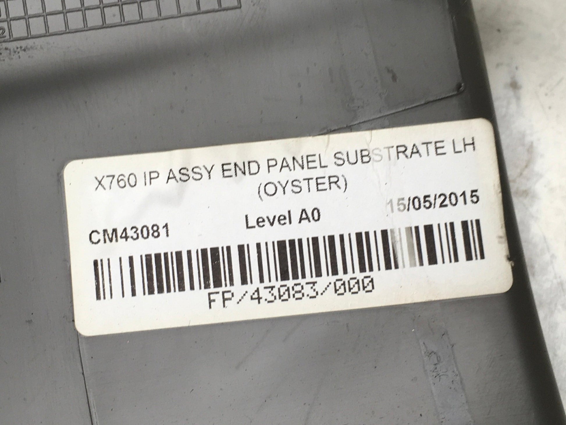 Moldura izquierda salpicadero Jaguar XE - GX7304481ABW