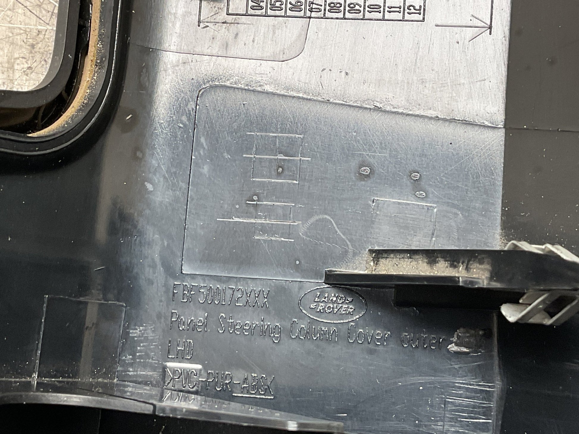 Moldura Mando Faros Range Rover Sport L320 - FBF500172XXX _