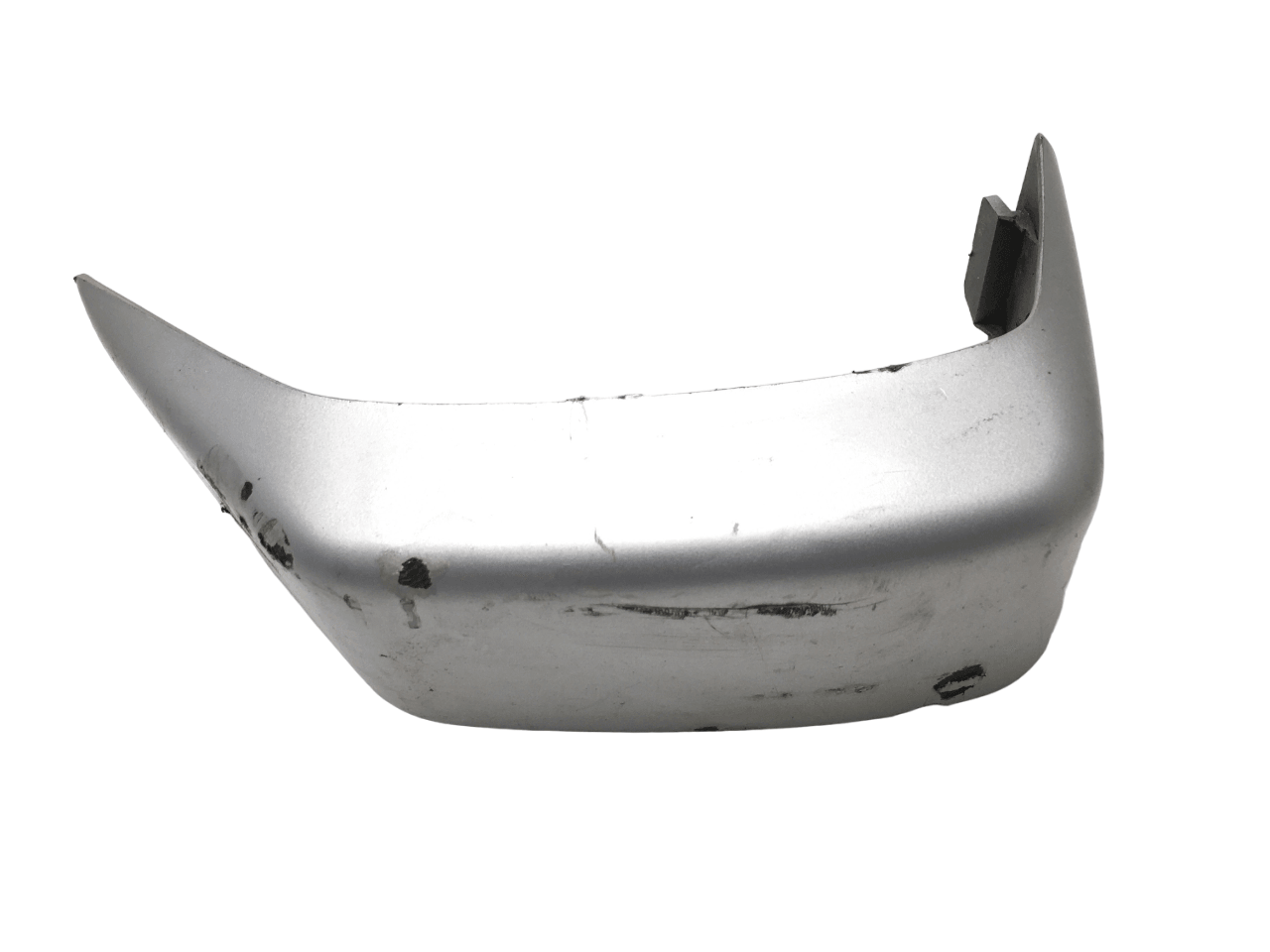 Moldura paragolpes Mitsubishi Pajero II - MB679695