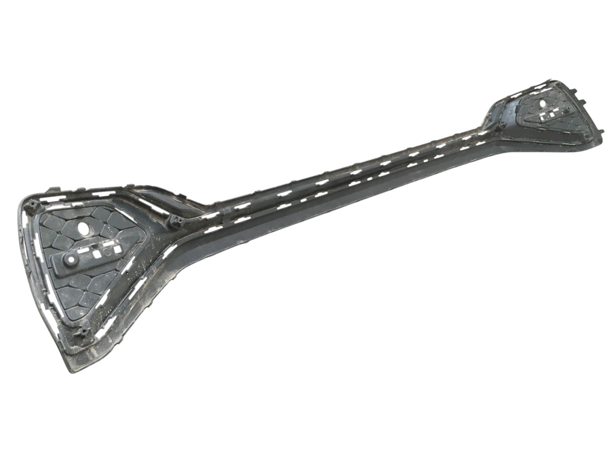 Moldura Paragolpes trasero Audi Q2 Fase 2 - 81A807833