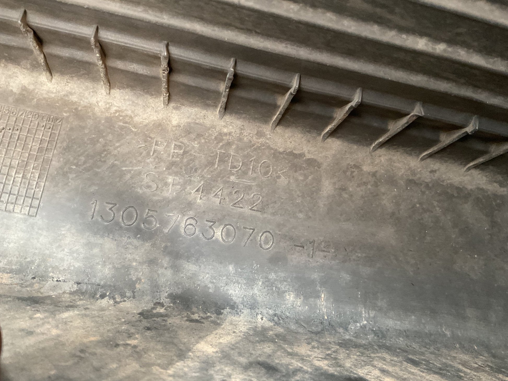 Moldura paragolpes trasero Ducato Jumper Boxer 06 - 23 - 1305763070