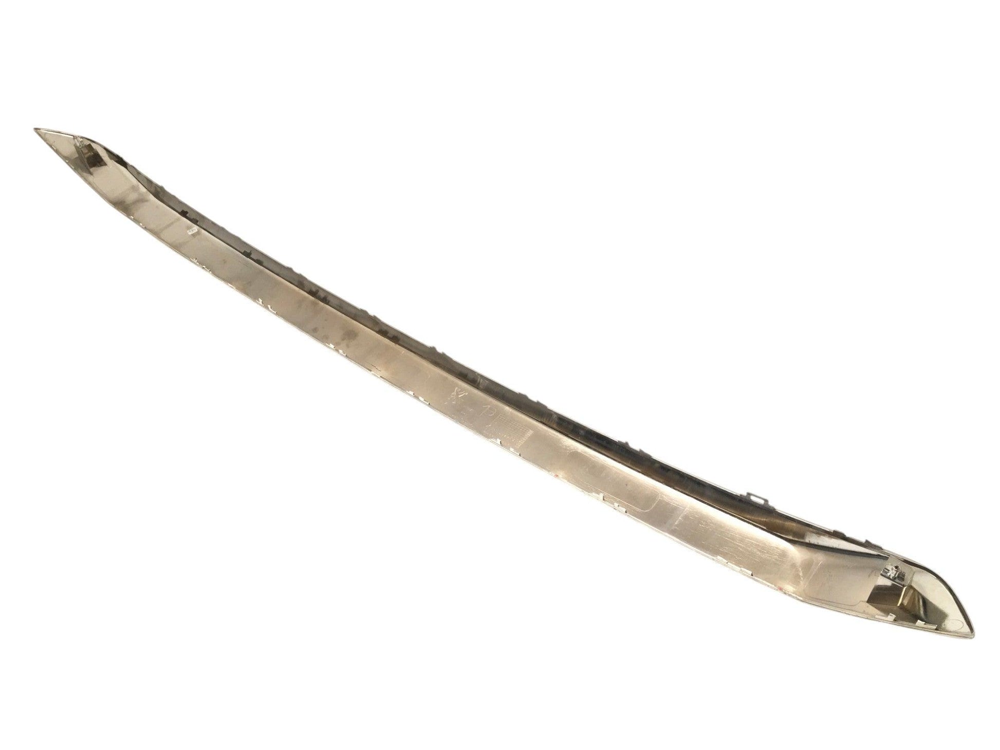 Moldura paragolpes trasero Peugeot 3008 II - 9811652177