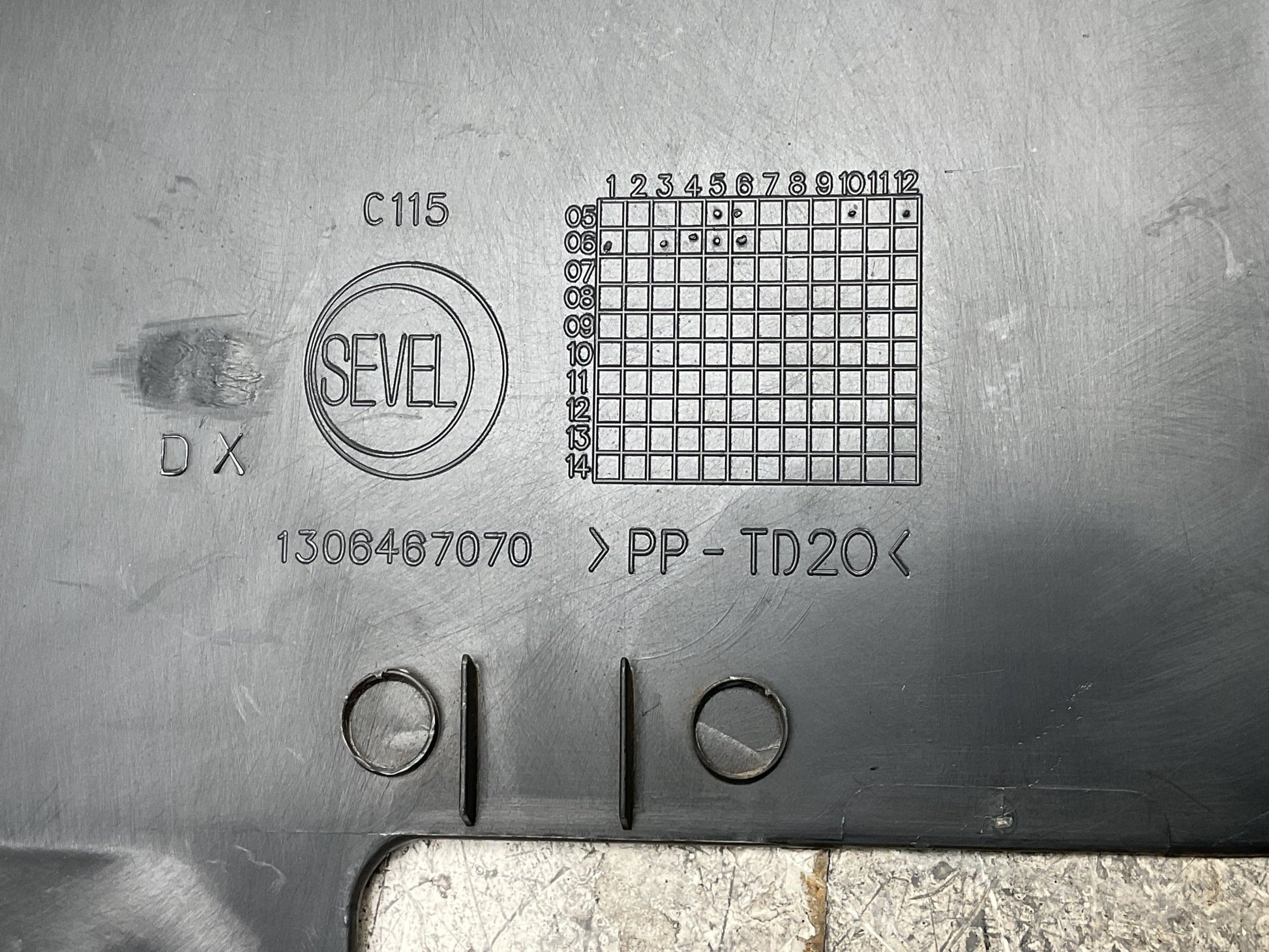 Moldura Pilar B dcho Ducato Boxer Jumper 06 - 23 - 1306467070