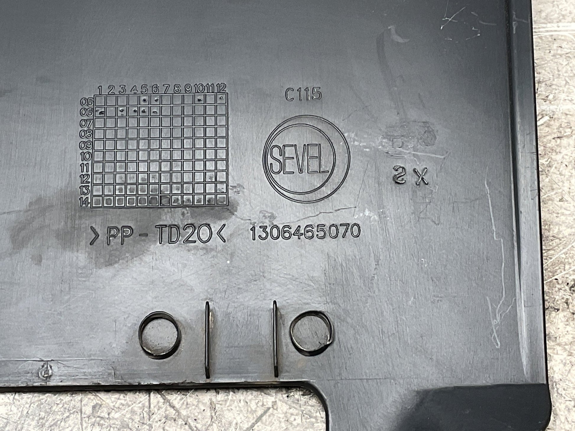 Moldura Pilar B izq Ducato Boxer Jumper 06 - 23 - 1306465070