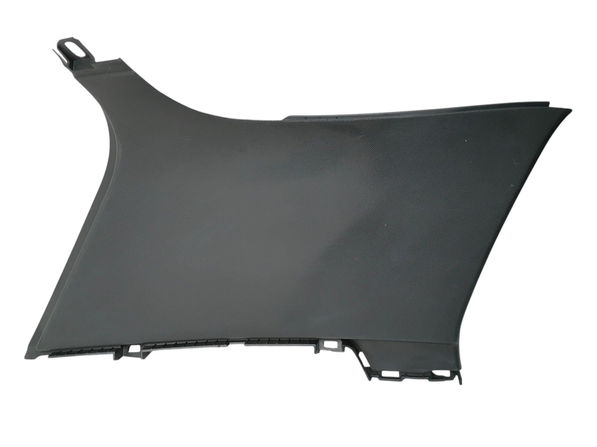 Moldura Pilar C tra izq VW Golf VII - 5G4867287