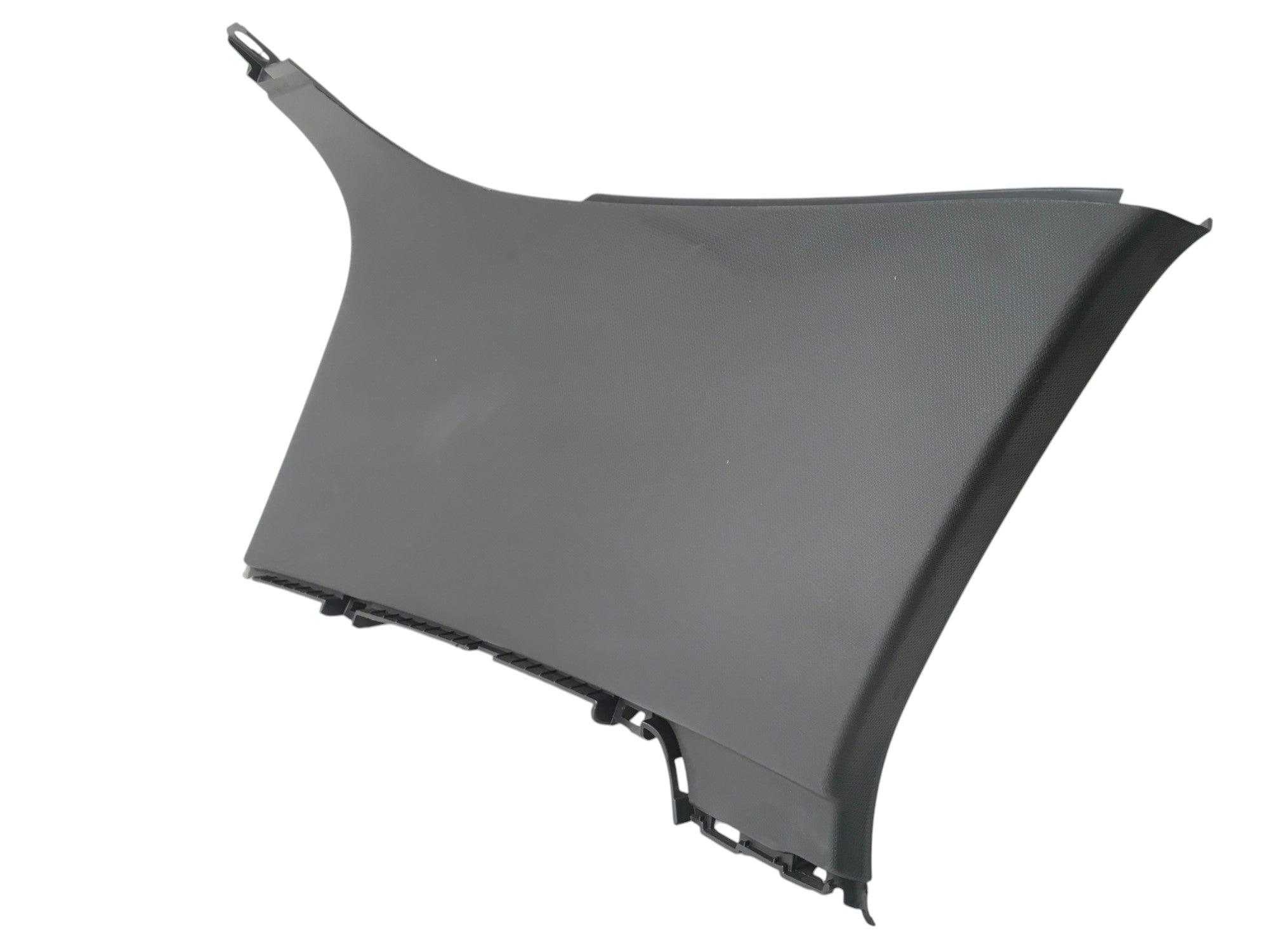 Moldura Pilar C tra izq VW Golf VII - 5G4867287