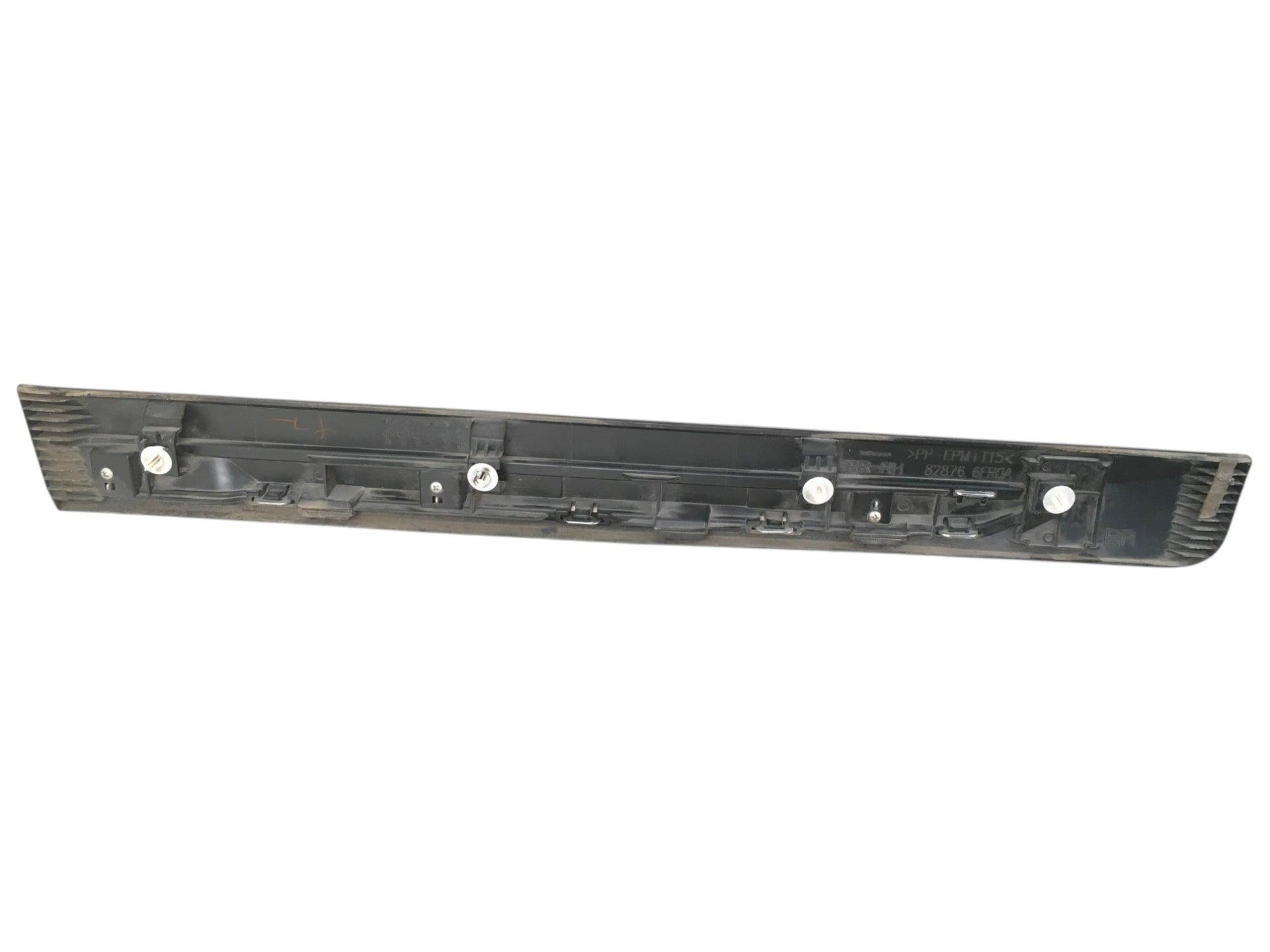 Moldura Puerta tra dcha Nissan X - trail T32 Fase 2 - 828766FR0A
