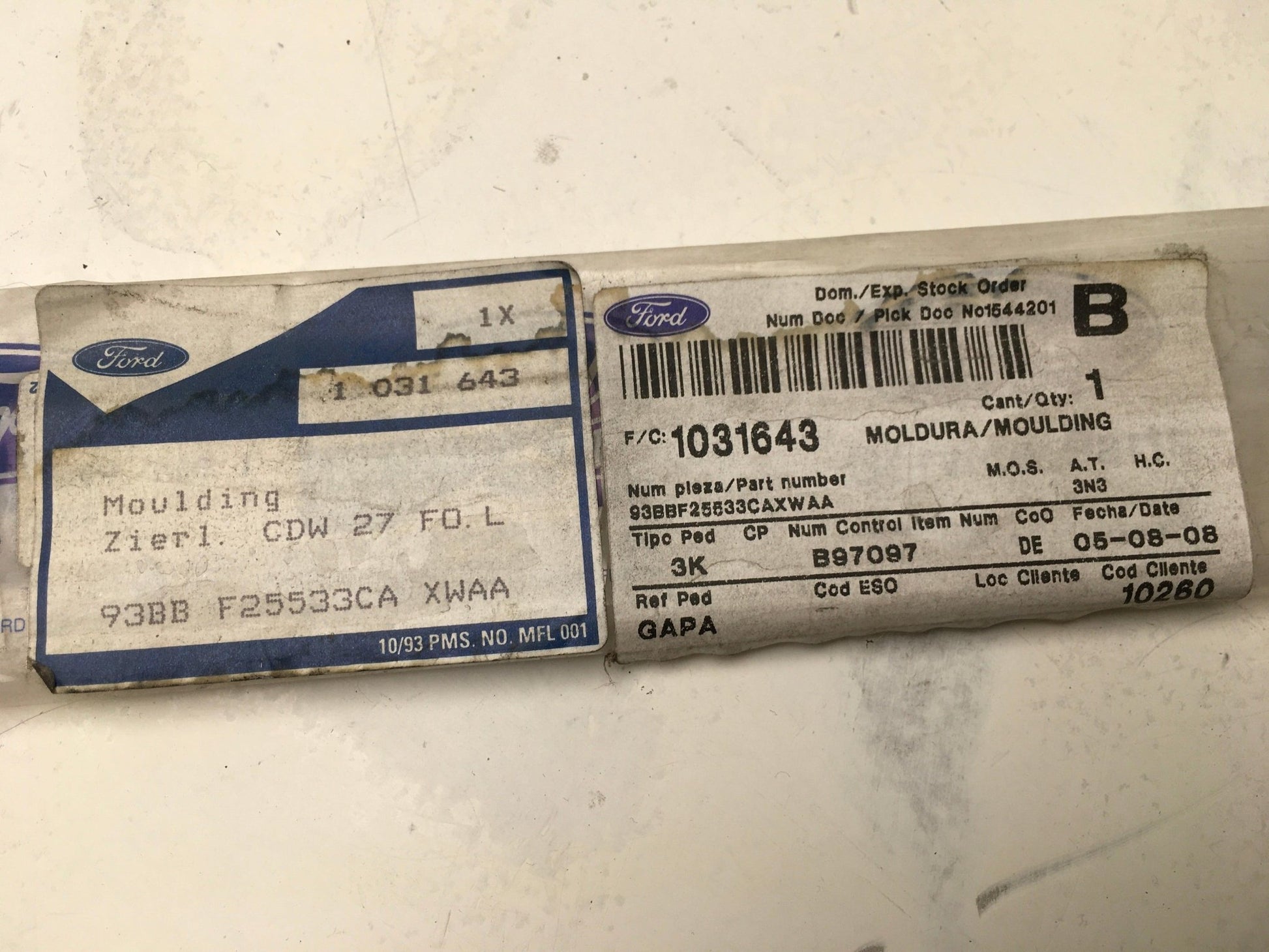 Moldura puerta tra izq Ford Mondeo I - 93BBF25533CAXWAA