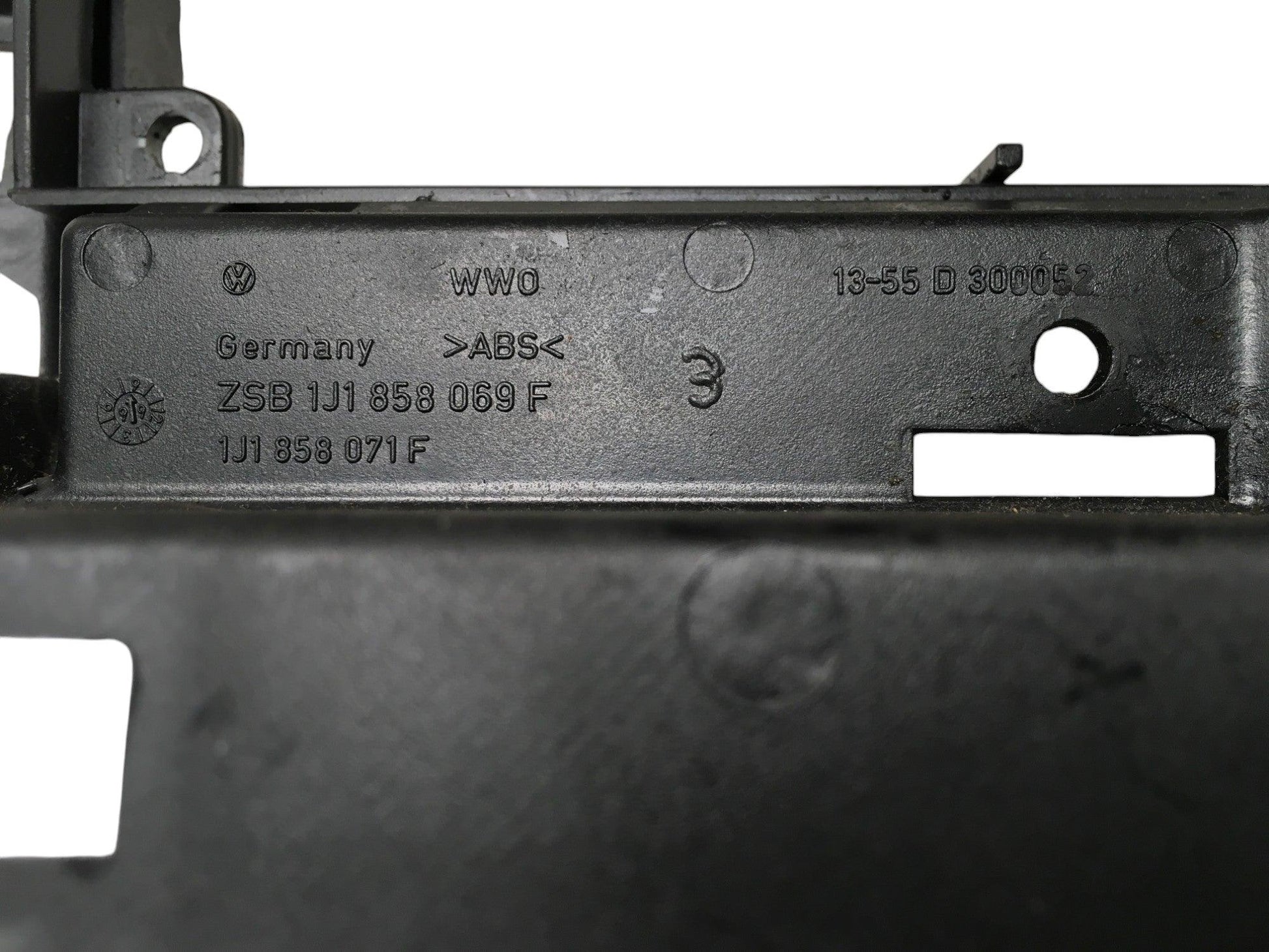 Moldura Salpicadero VW Golf IV 1J - 1J1858069F