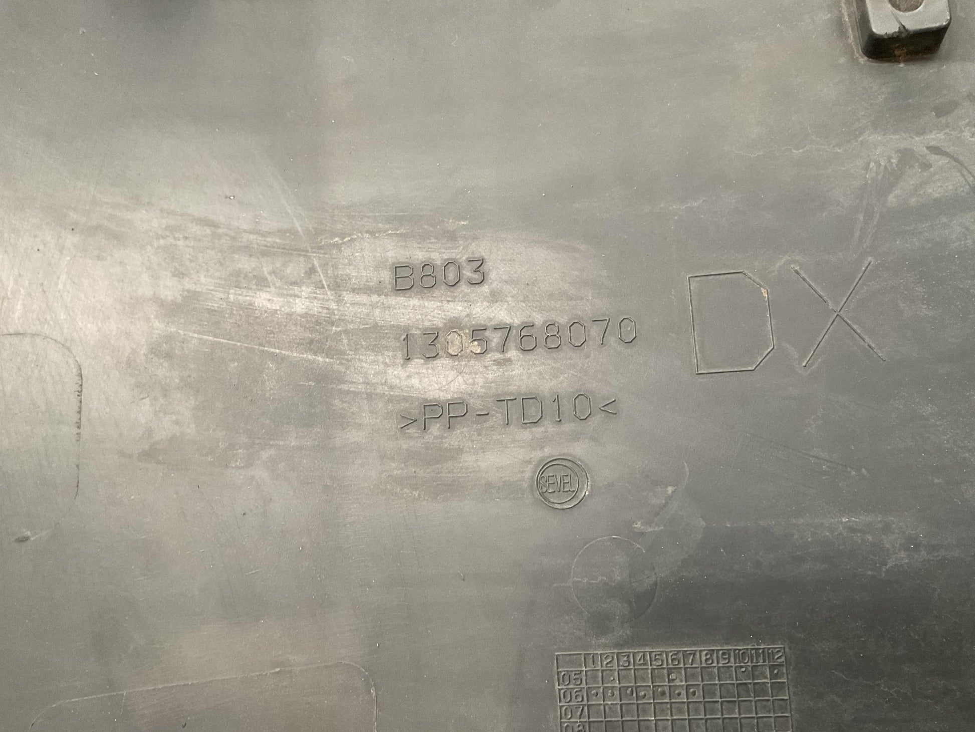 Moldura Tra dcha Ducato Jumper Boxer 06-13 - 1305768070