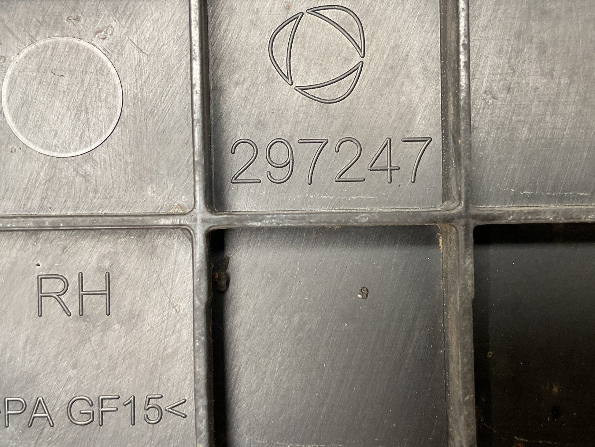 Moldura tra dcha inferior Nissan Qashqai 07 - 13 - 297247