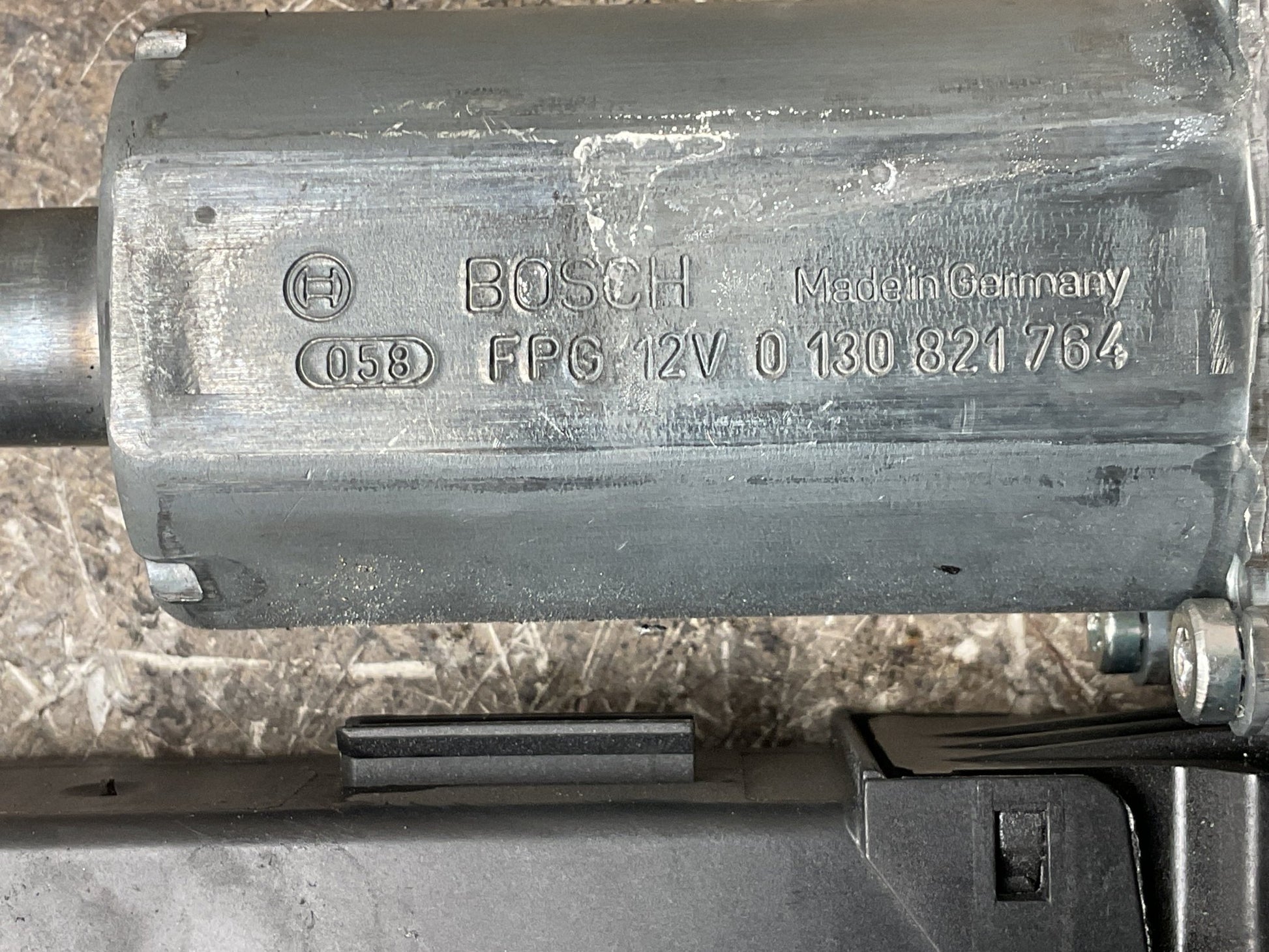 Motor Elevalunas del dcho Audi A4 B7 Seat Exeo - 8E1959802H