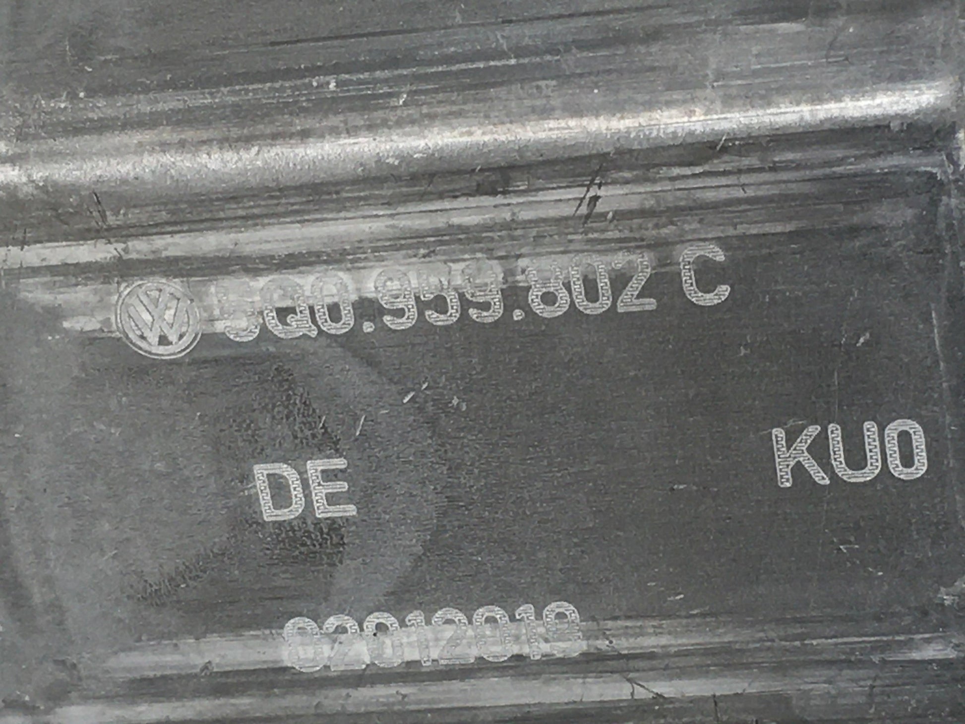 Motor elevalunas del dcho VW 5Q0959802C - 5Q0959802C