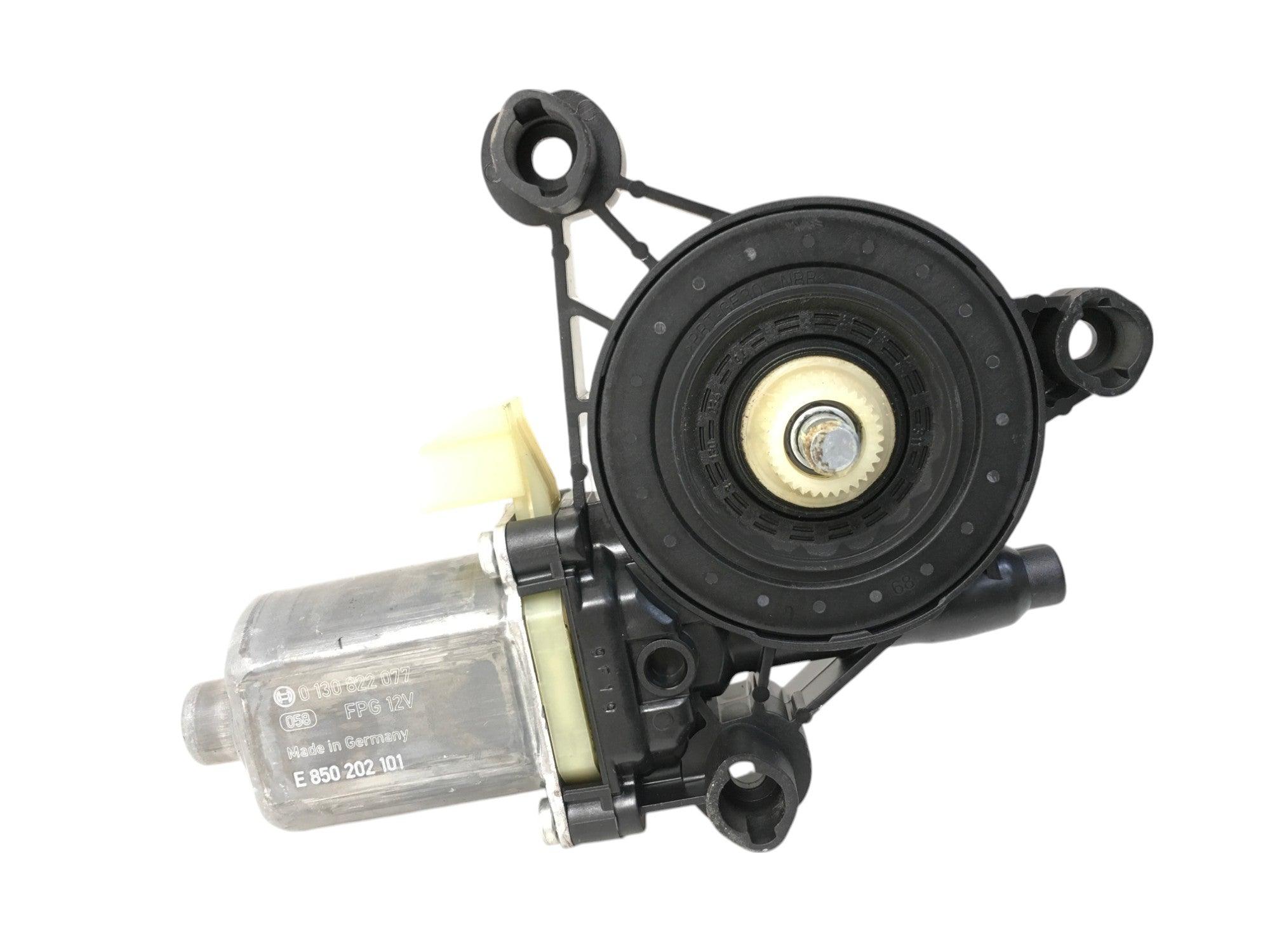 Motor elevalunas del izq 5Q0959801C - 5Q0959801C