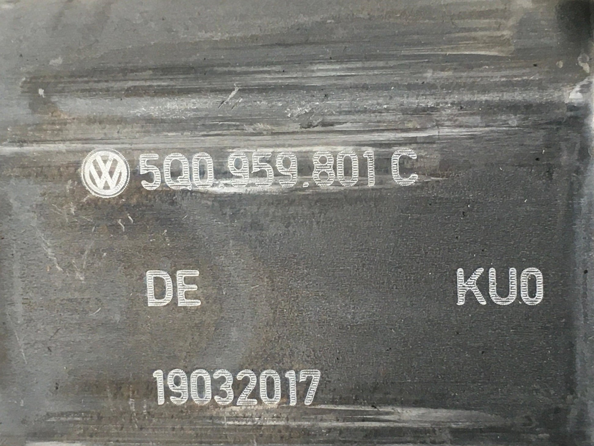 Motor elevalunas del izq 5Q0959801C - 5Q0959801C