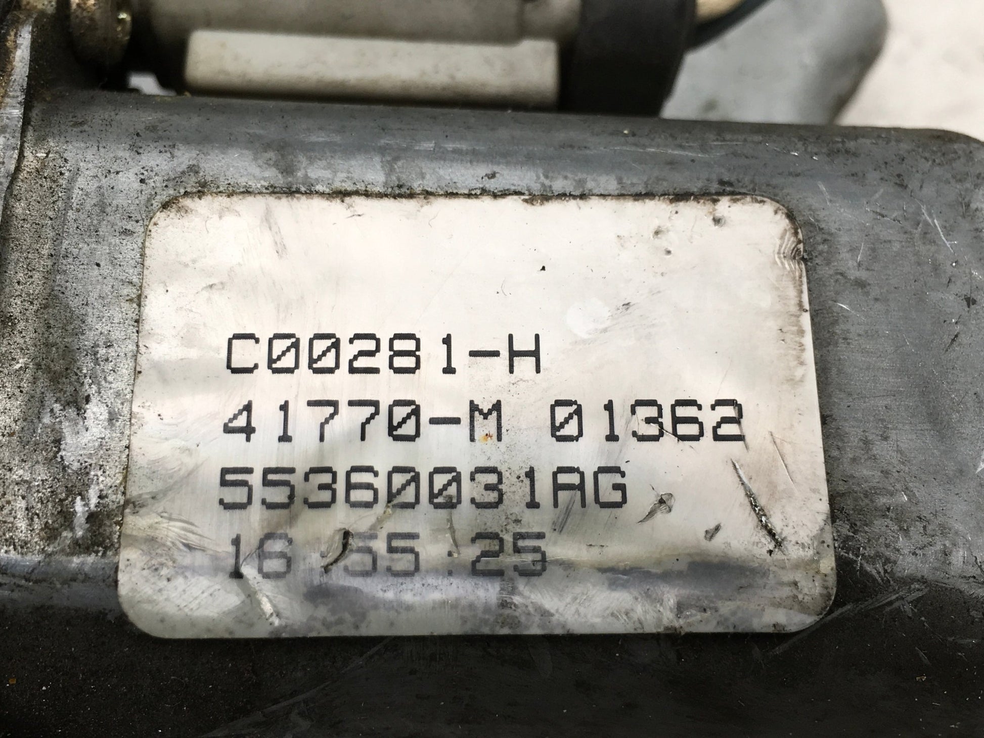 Motor Elevalunas del izq Jeep Cherokee III KJ - 55360031AG