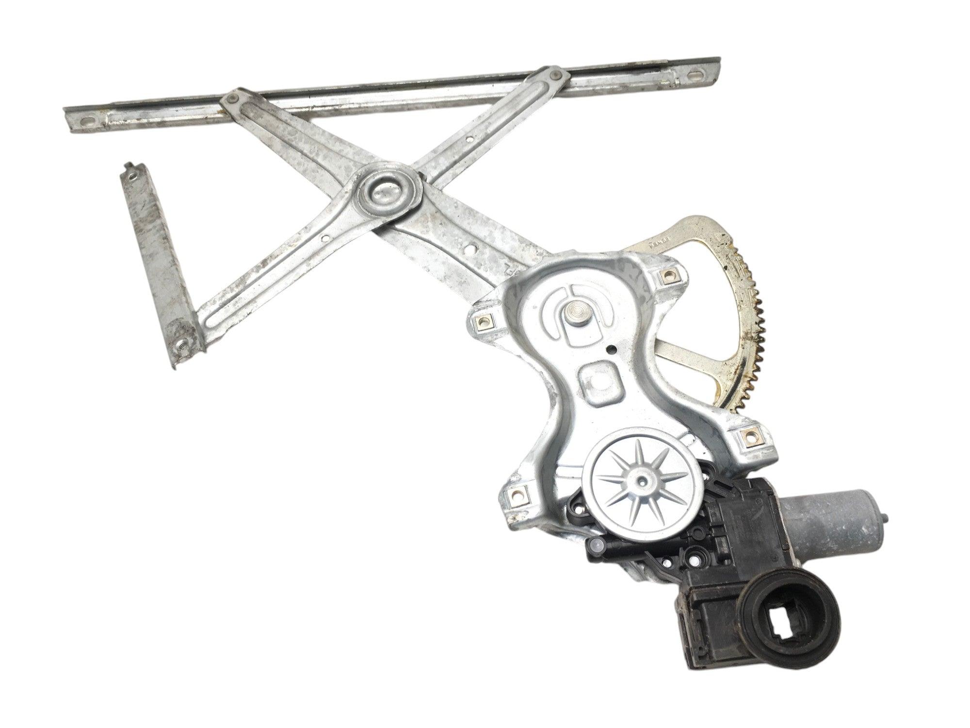 Motor elevalunas del izq Toyota C - HR - 69820F4010